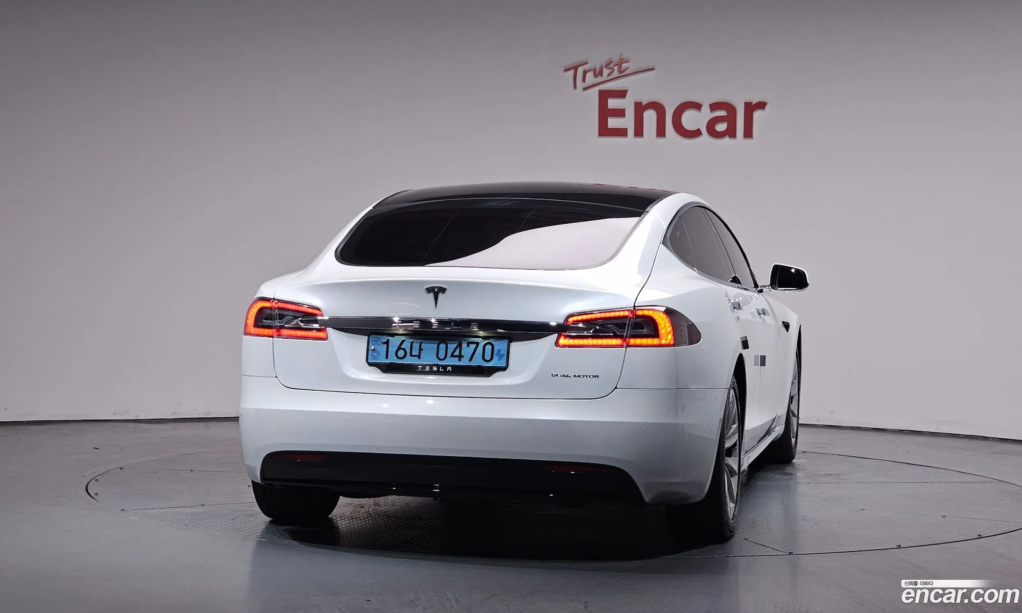 Tesla Model S 2020 5YJSA1E24LF403152 — 33