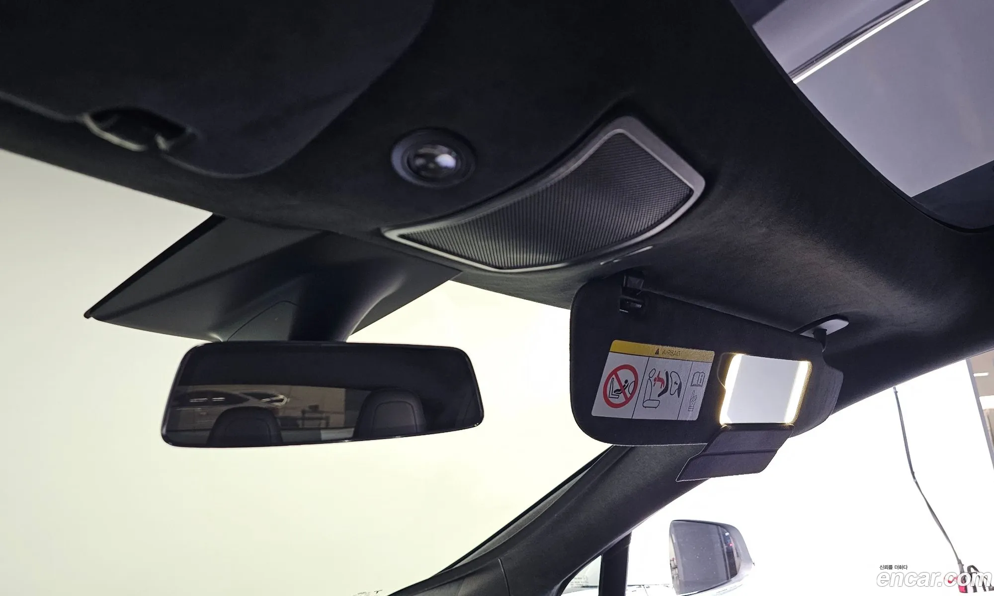 Tesla Model S 2020 5YJSA1E24LF403152 — 14