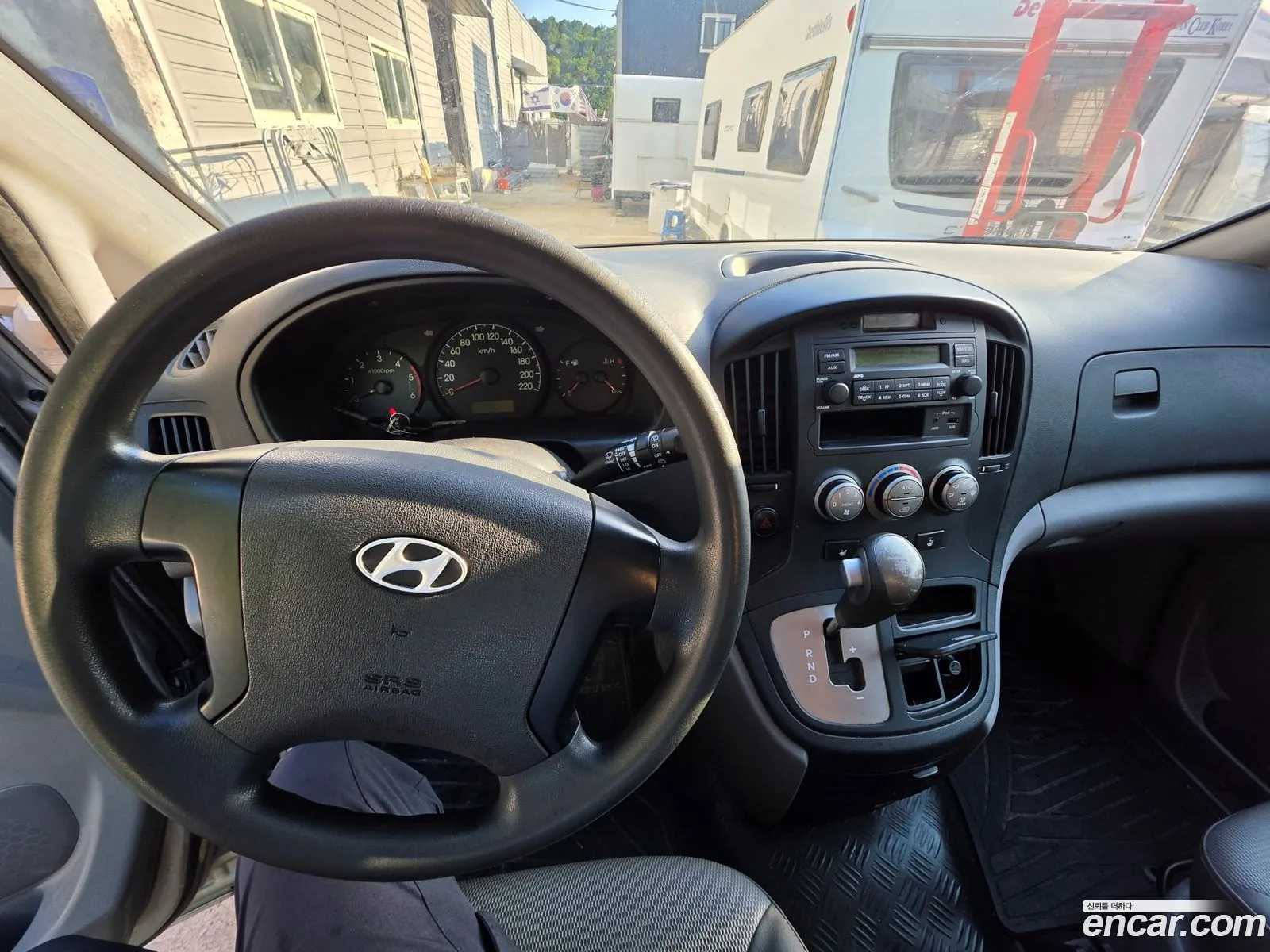 Hyundai Grand Starex 2011 — 3
