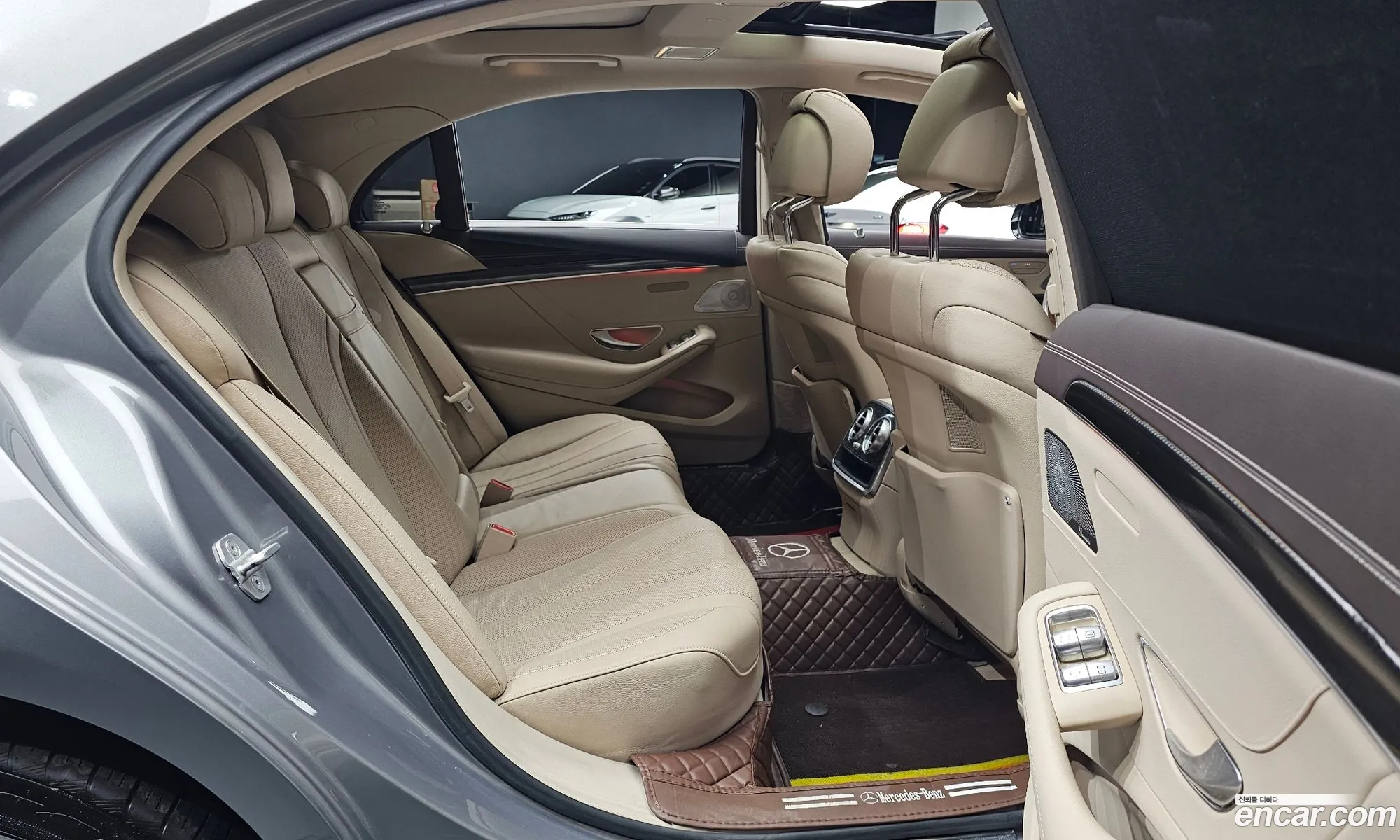 Mercedes-Benz S-Class W222 2014 — 17