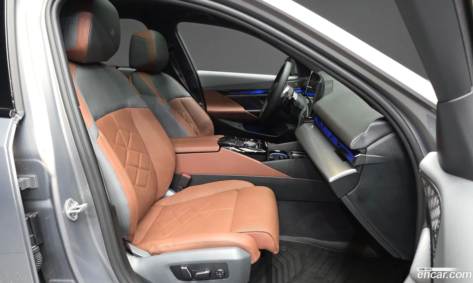 BMW 5 Series 2025 — 11
