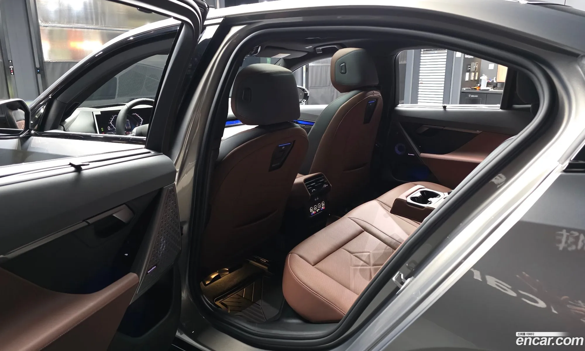 BMW 5 Series 2025 — 31
