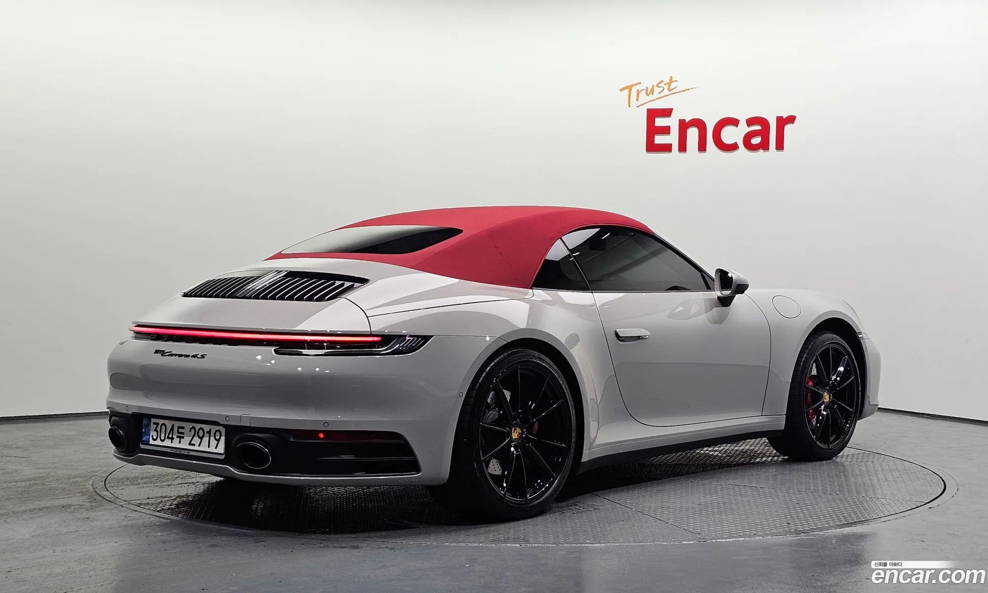 Porsche 911 2022 — 19