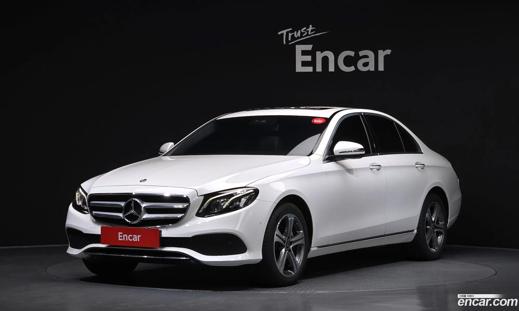 Mercedes-Benz E-Class W213 2019 WDDZF0EB2KA672130 — 8
