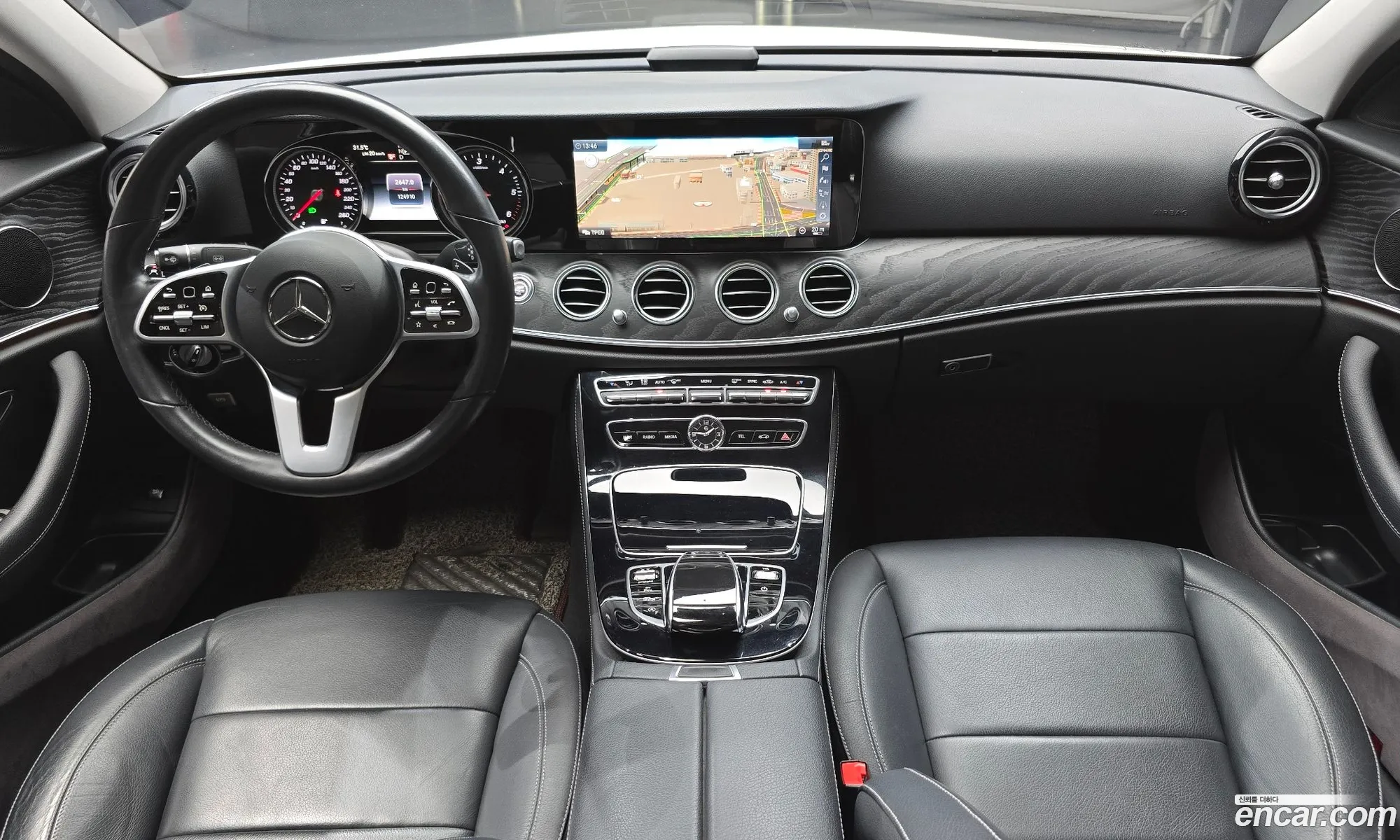 Mercedes-Benz E-Class W213 2019 WDDZF0EB2KA672130 — 11
