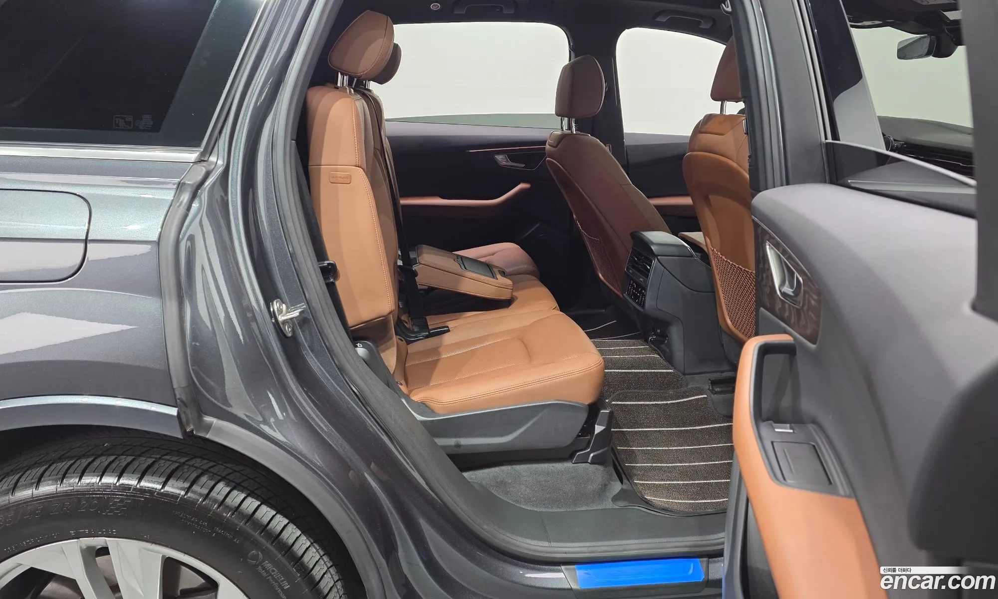 Audi Q7 2021 — 6