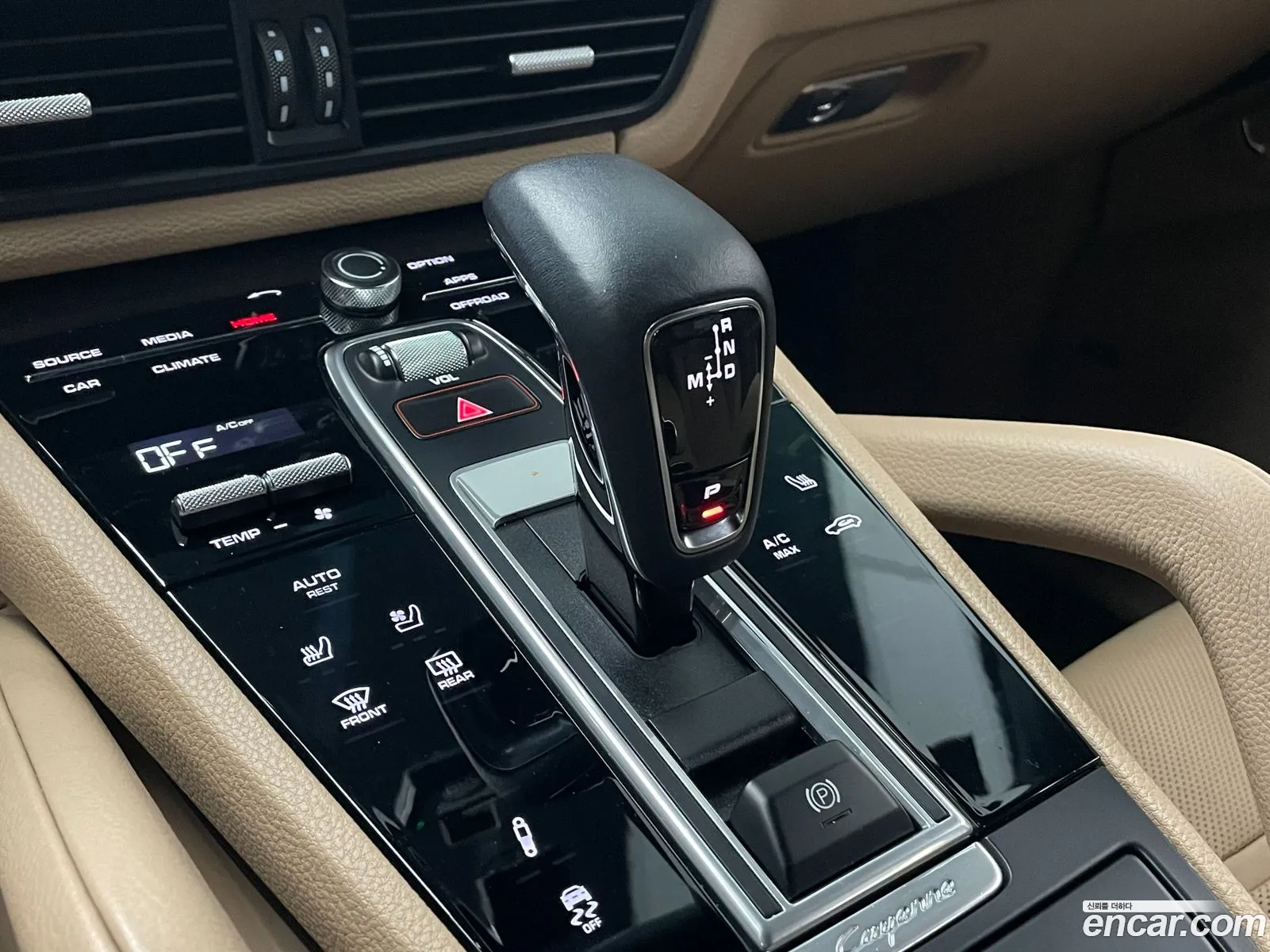 Porsche Cayenne 2022 — 12