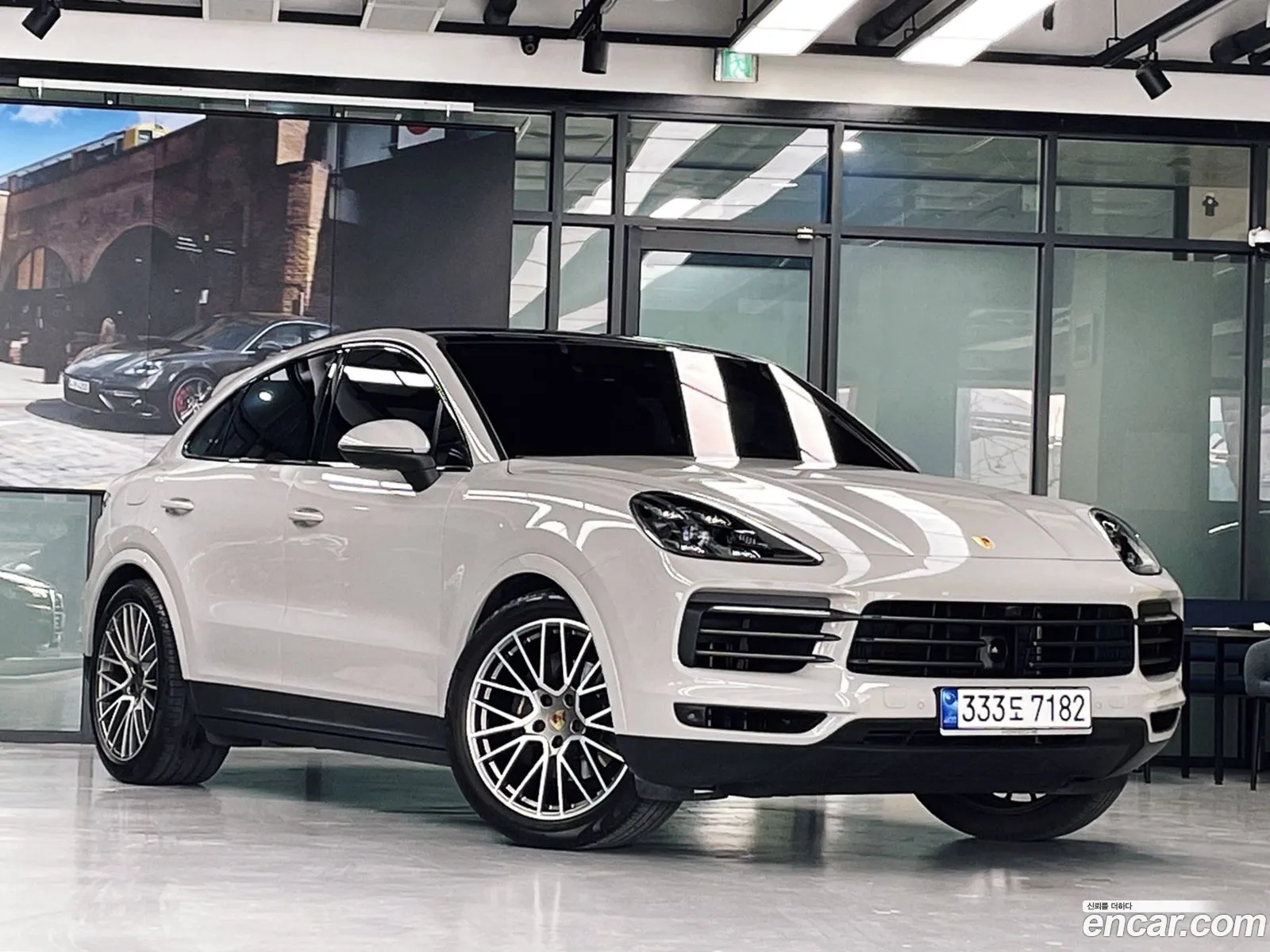 Porsche Cayenne 2022 — 16