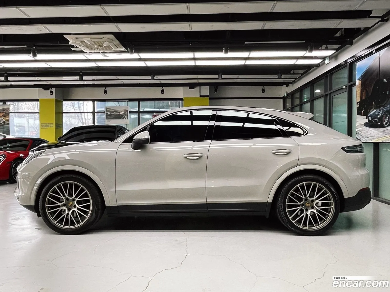Porsche Cayenne 2022 — 8