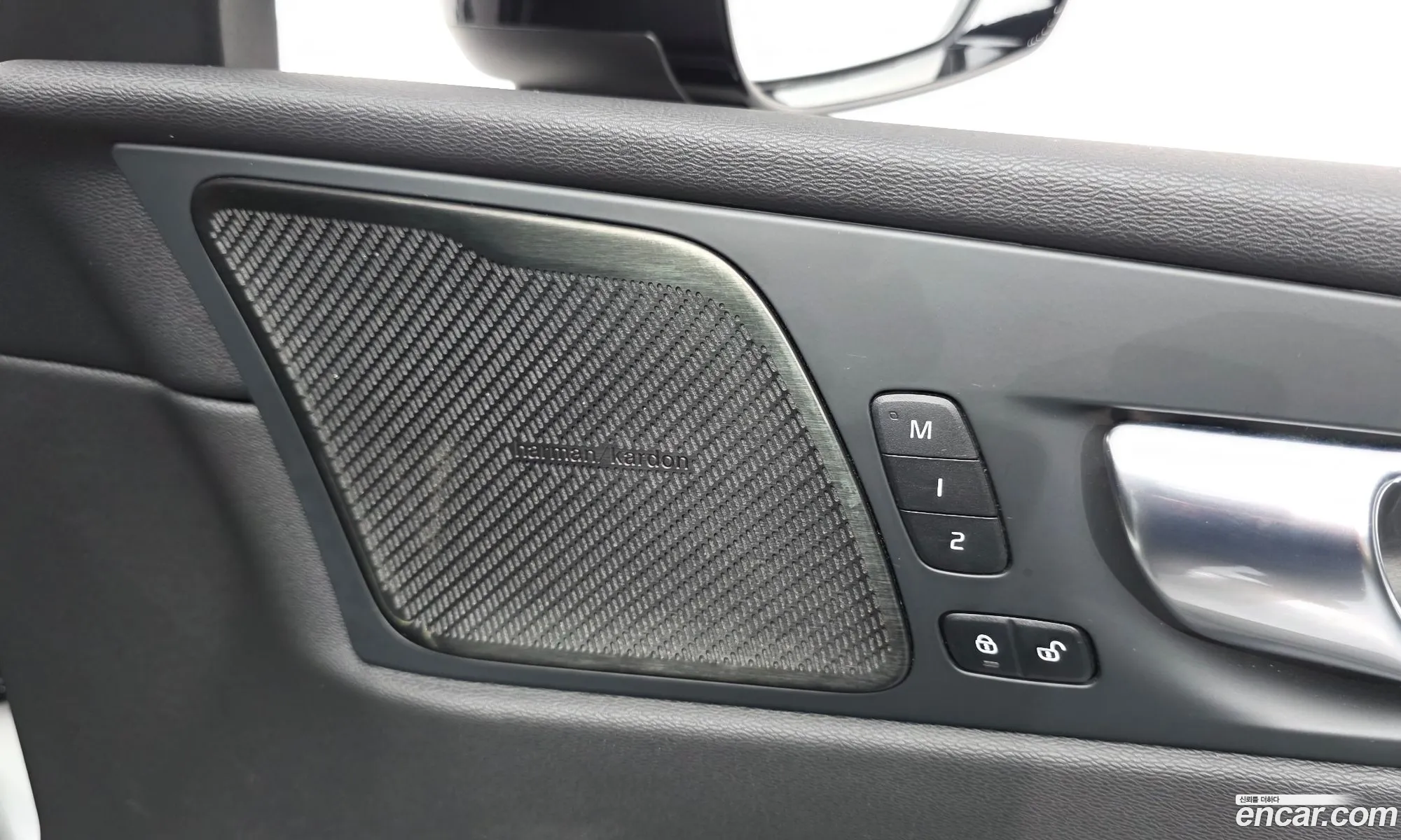 Volvo XC60 2021 — 23