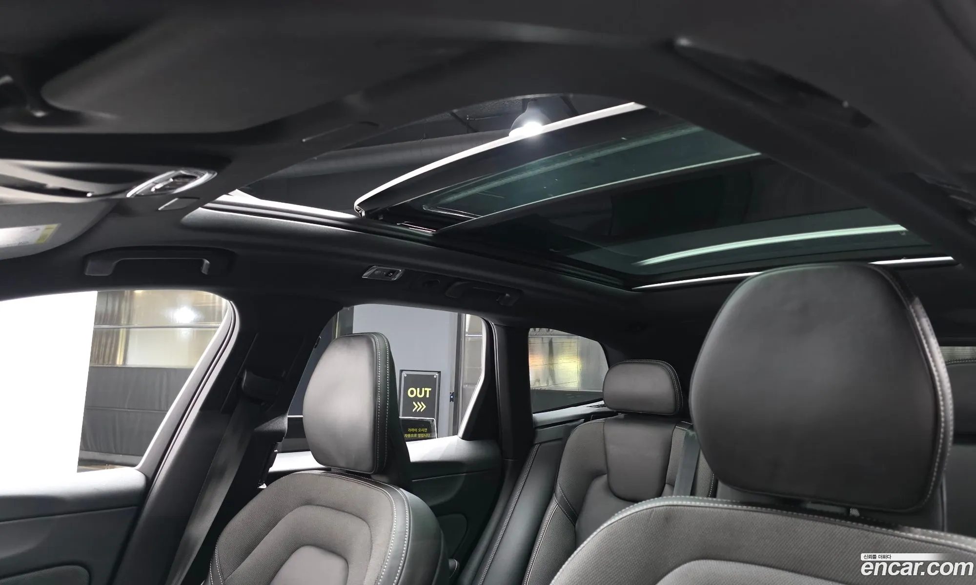 Volvo XC60 2021 — 30