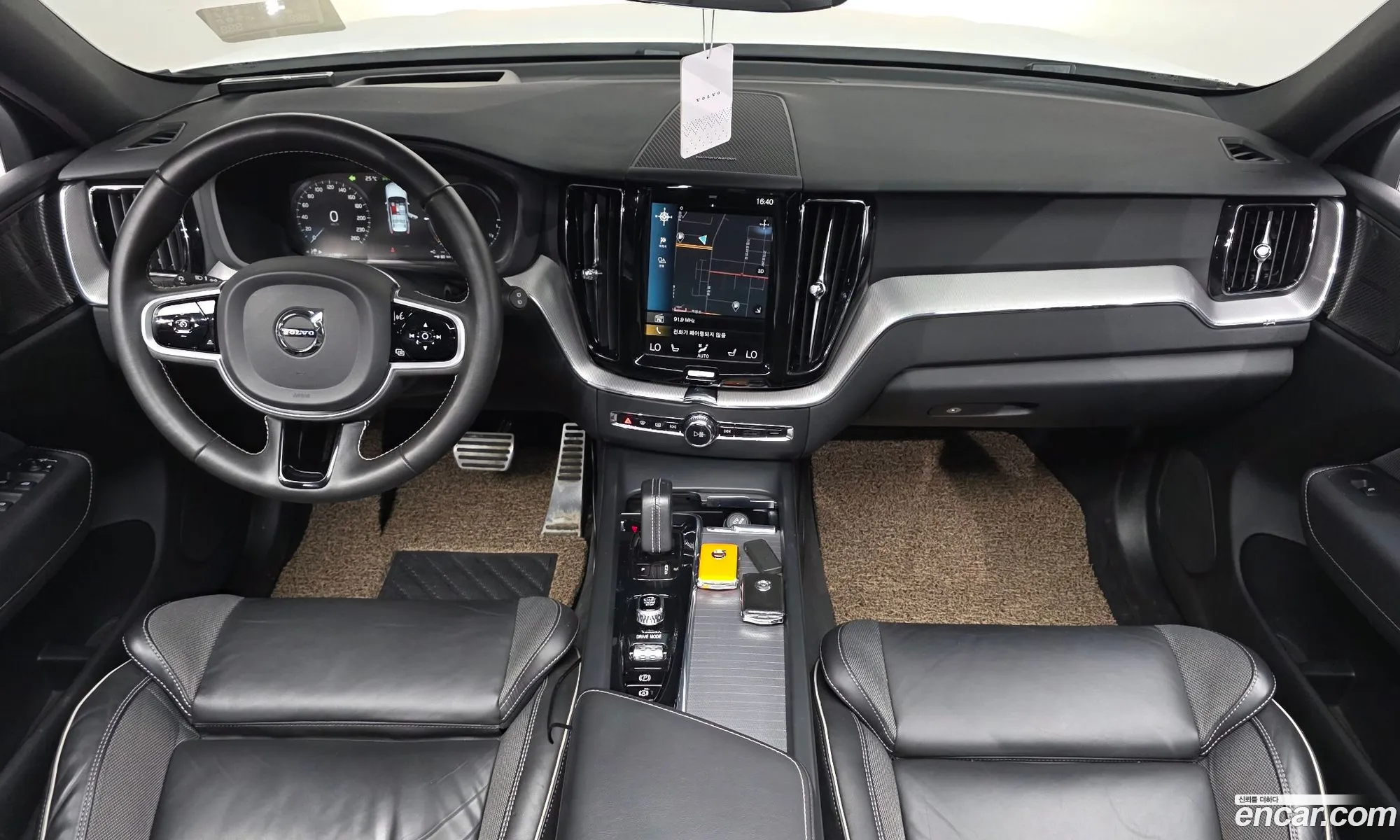 Volvo XC60 2021 — 31