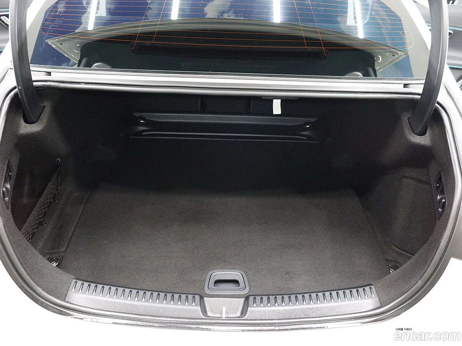 Mercedes-Benz E-Class W214 2024 — 17