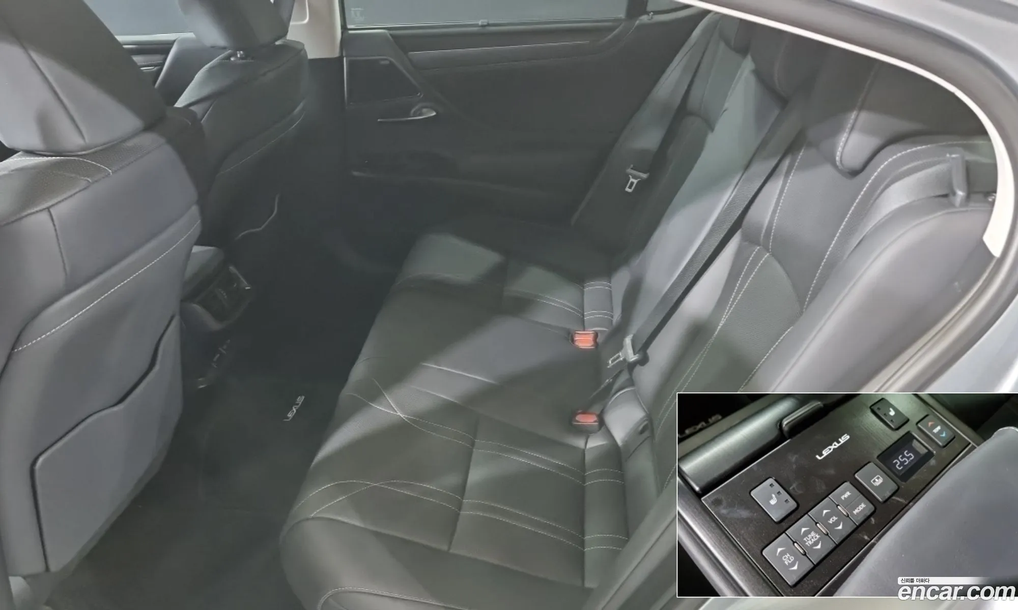 Lexus ES300h 7th Gen 2023 — 11