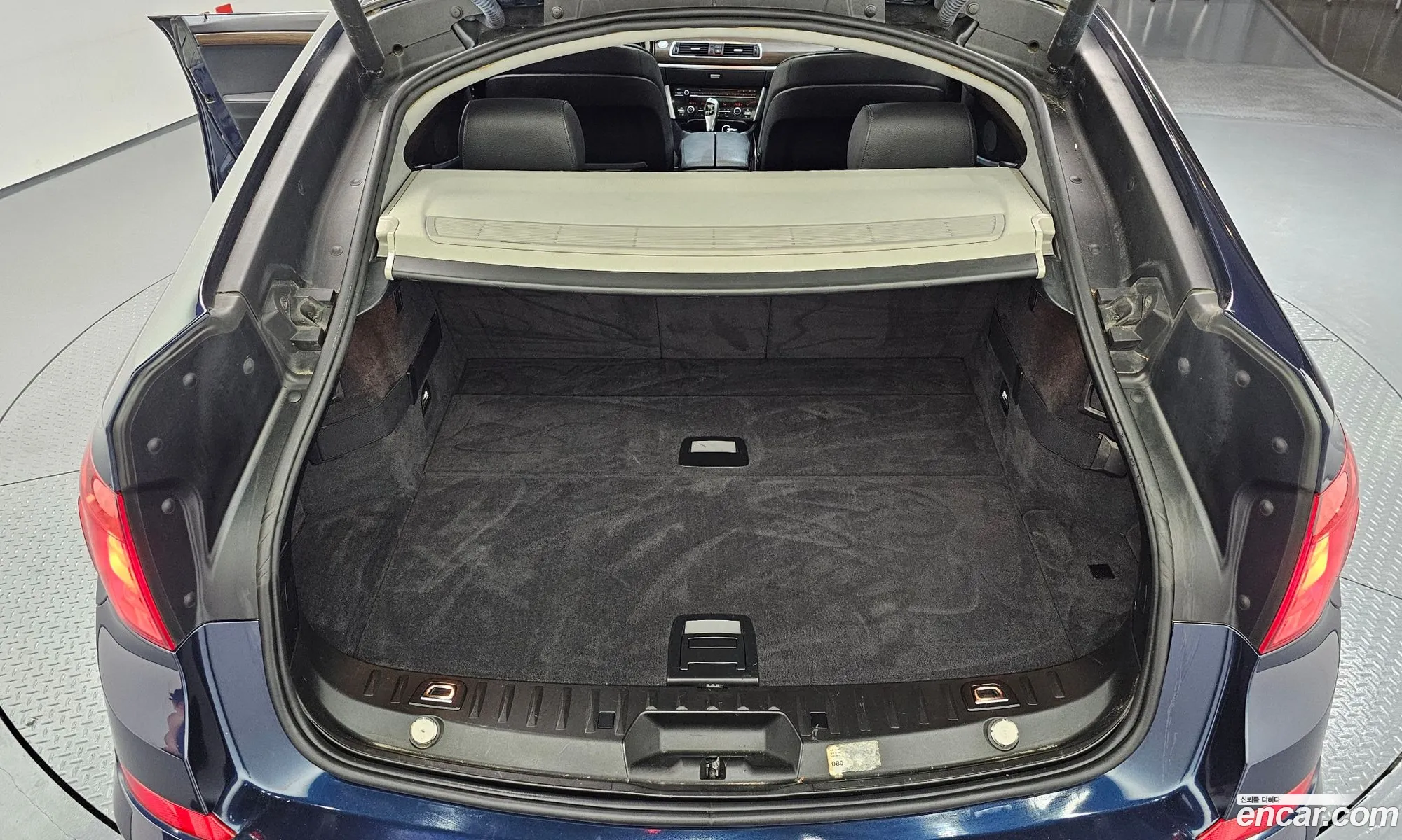 BMW 5 Series GT 2011 WBASN2100BC901646 — 10