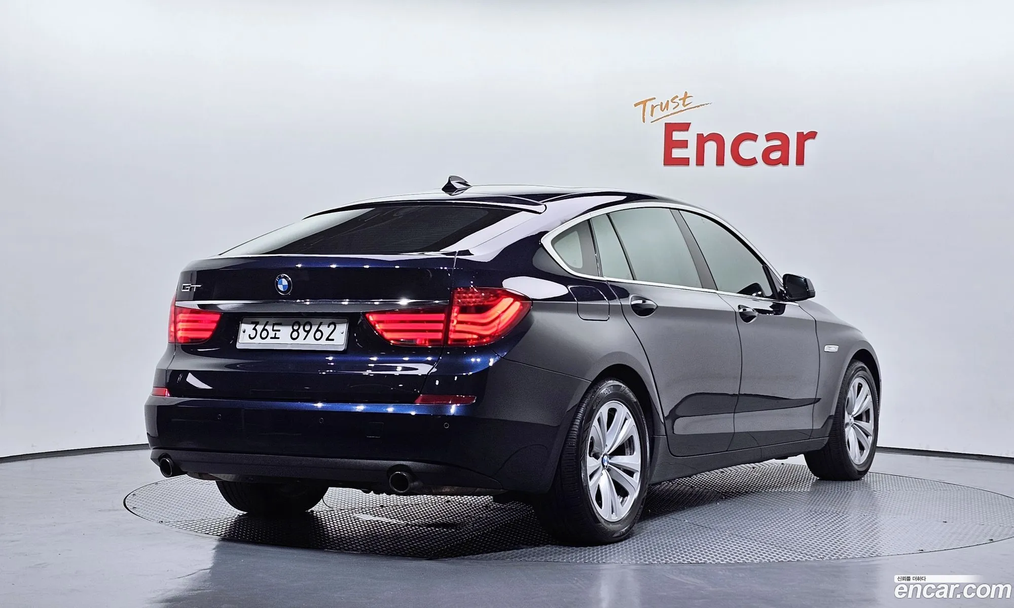 BMW 5 Series GT 2011 WBASN2100BC901646 — 16
