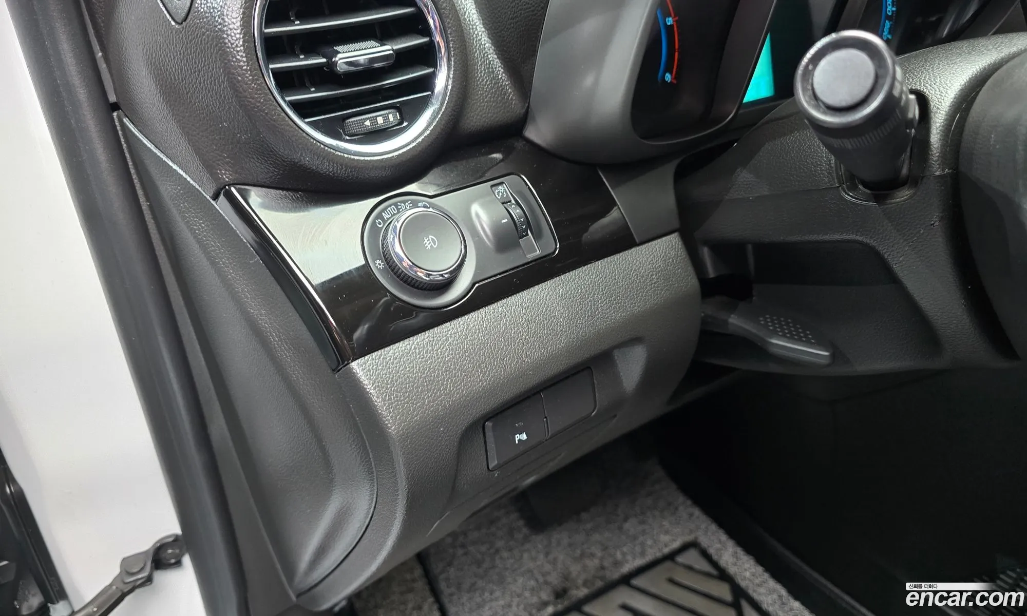 Chevrolet (GM Daewoo) Orlando 2017 — 17