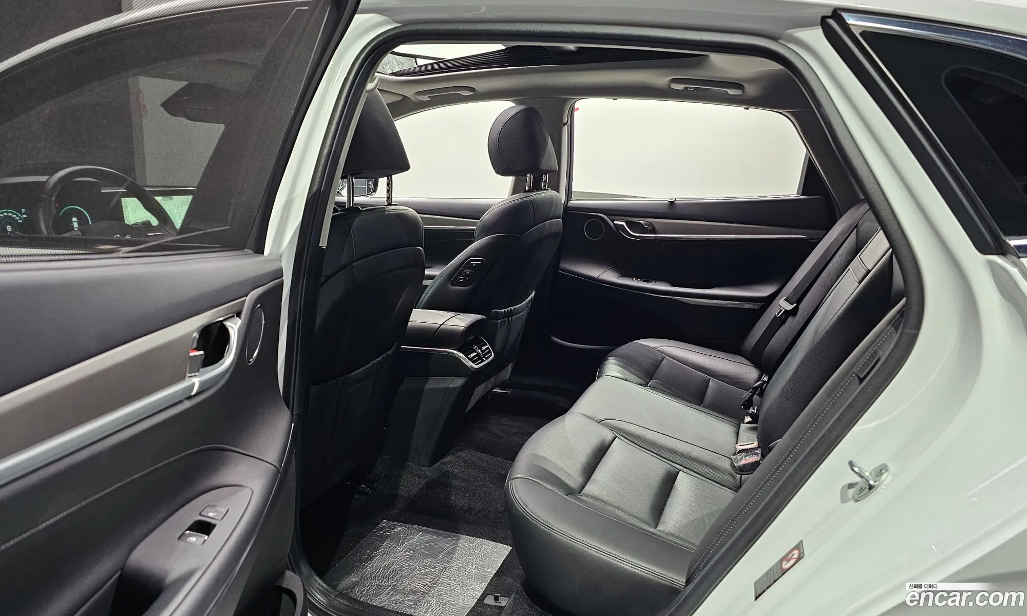 Hyundai Grandeur IG 2020 — 20