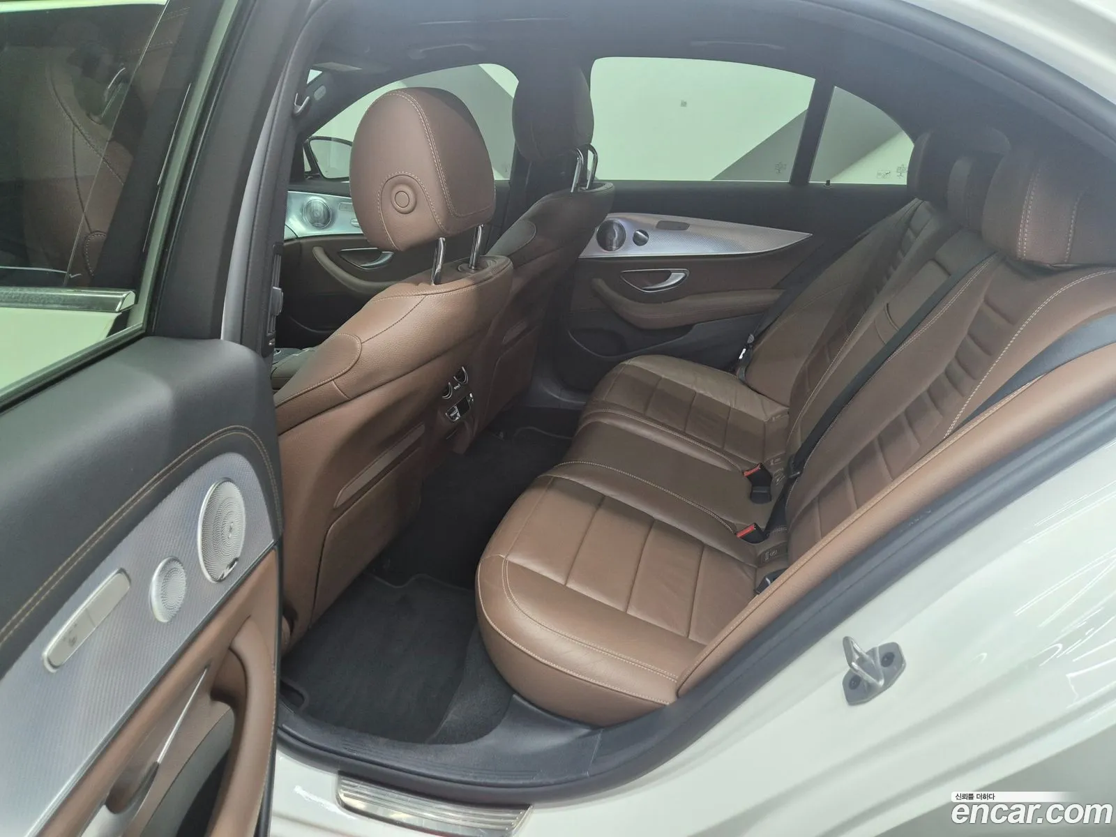 Mercedes-Benz E-Class W213 2021 — 13