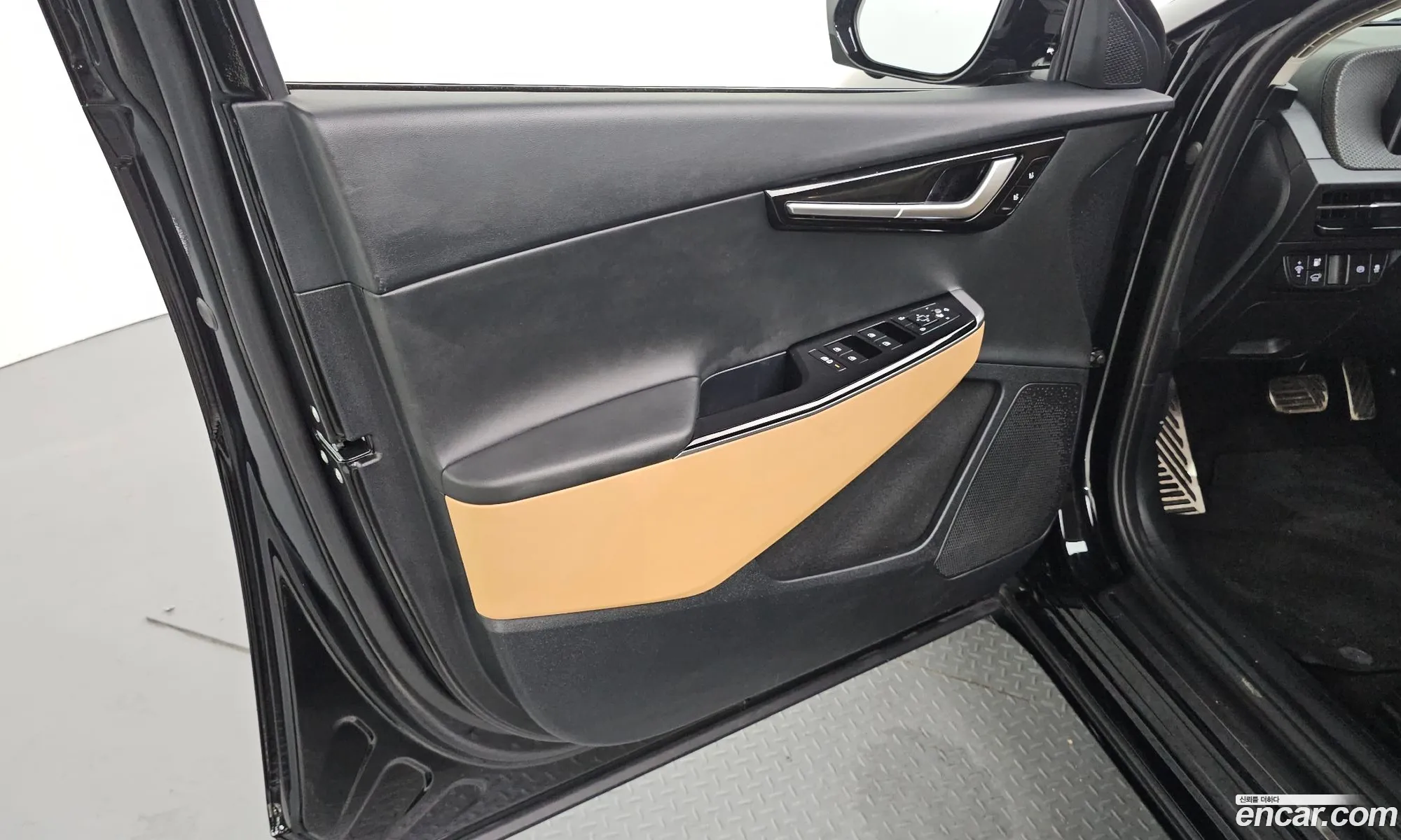 Kia EV6 2022 — 27