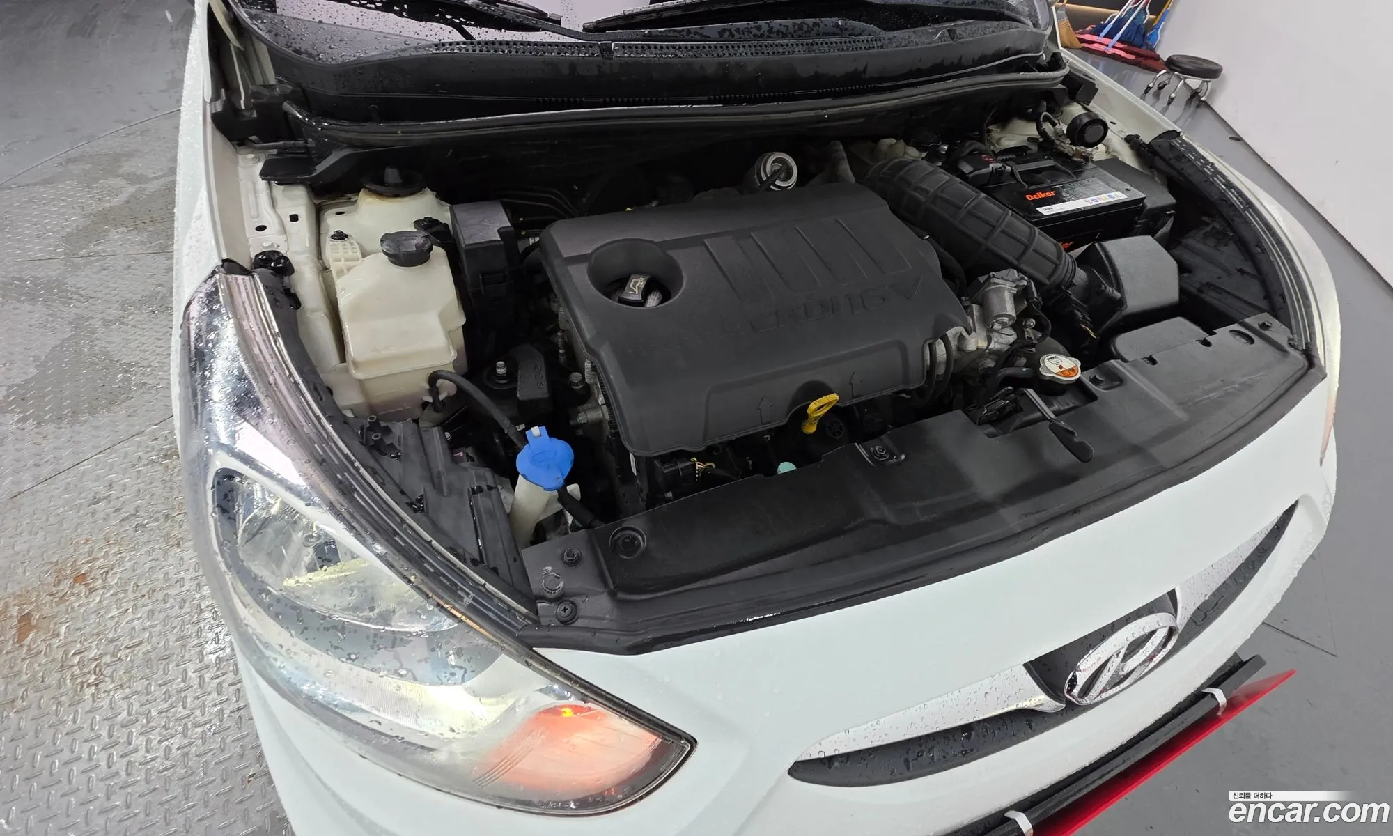 Hyundai Accent 2012 — 16