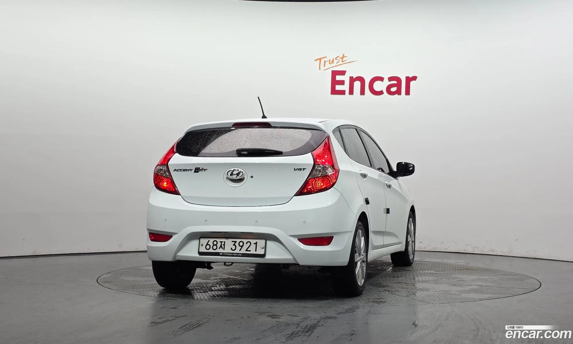 Hyundai Accent 2012 — 29