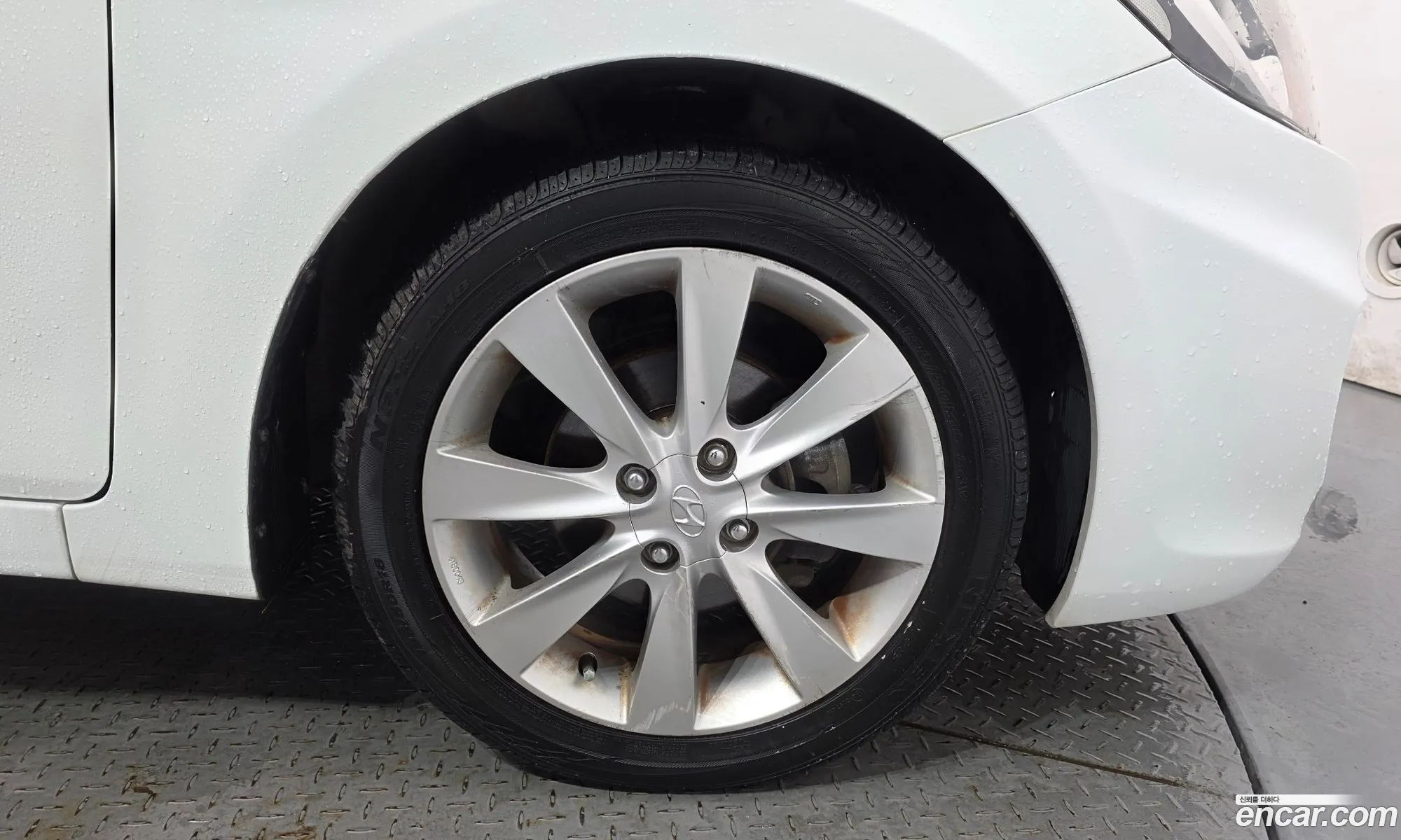 Hyundai Accent 2012 — 2