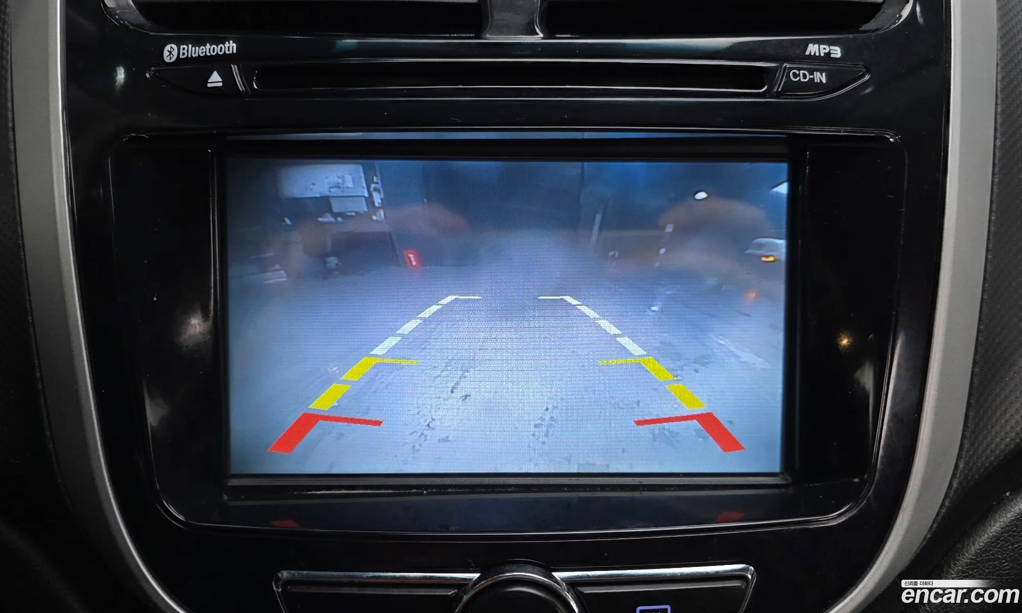 Hyundai Accent 2012 — 17