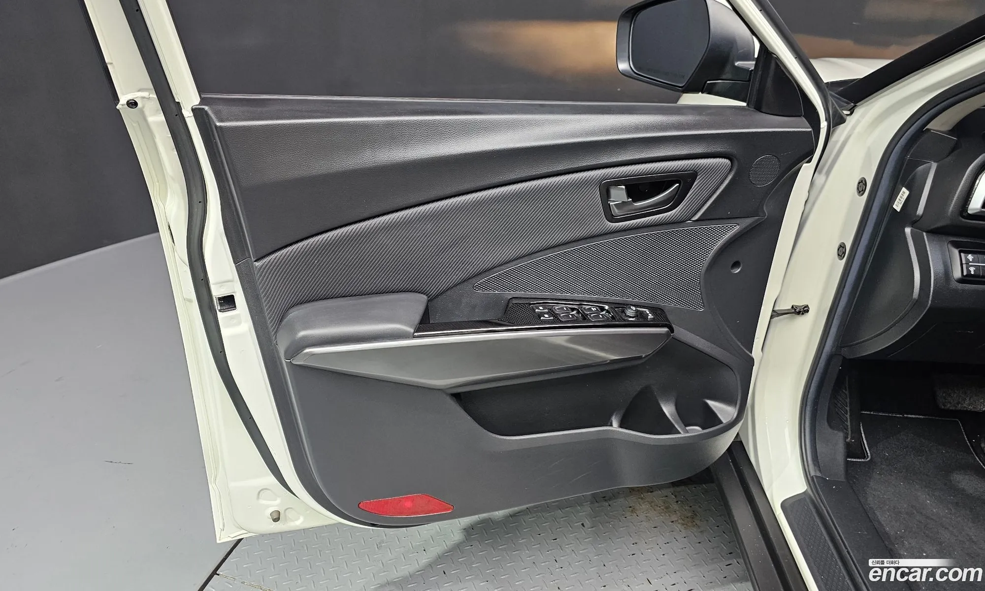 KG Mobility (SsangYong) Tivoli 2024 — 19