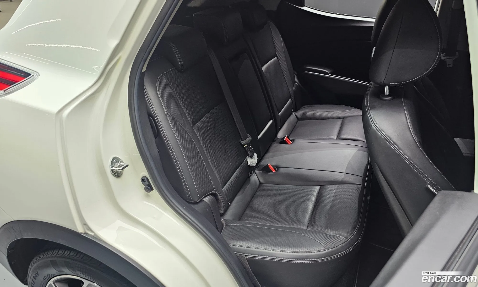 KG Mobility (SsangYong) Tivoli 2024 — 32