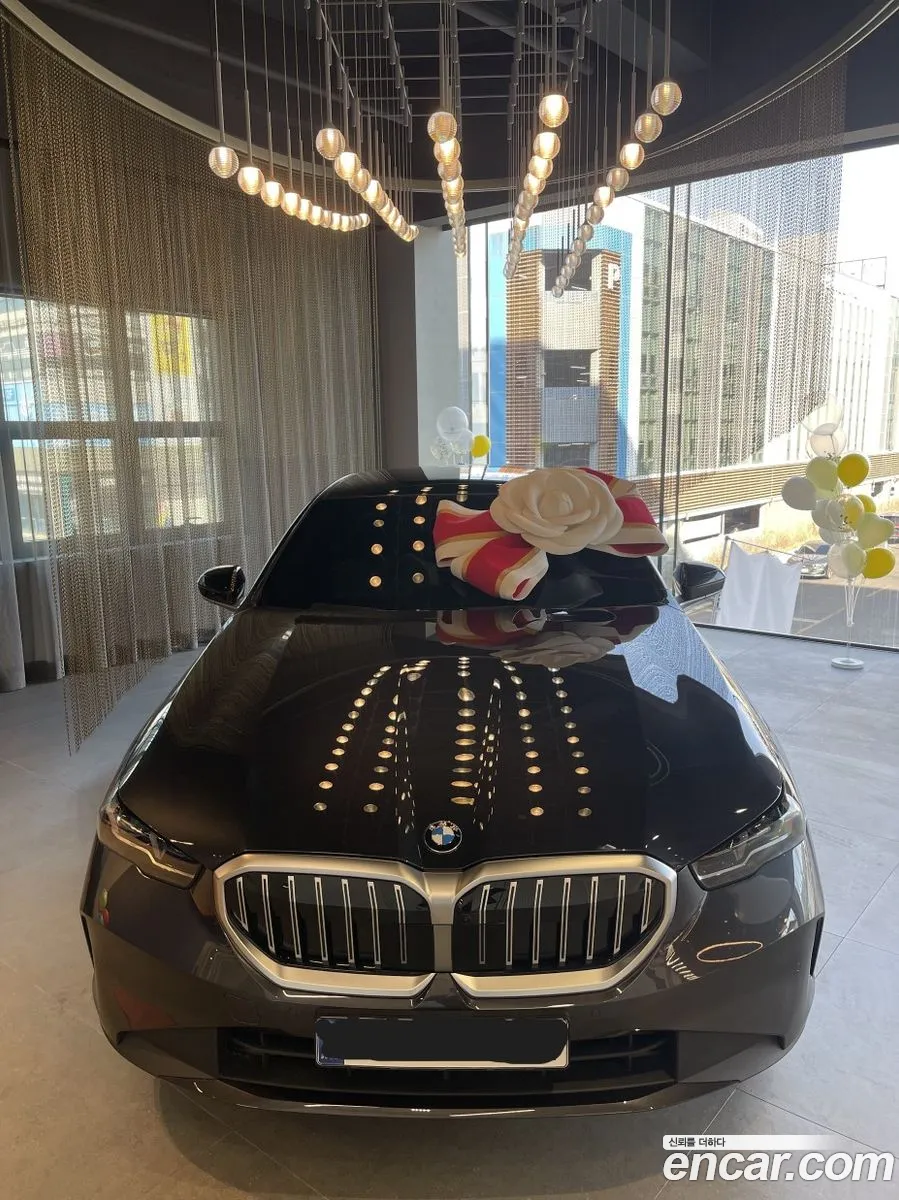 BMW 5 Series 2025 — 4