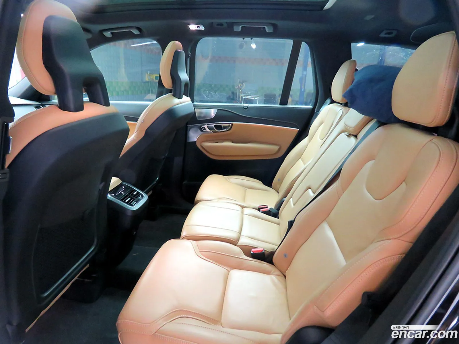 Volvo XC90 2021 — 9