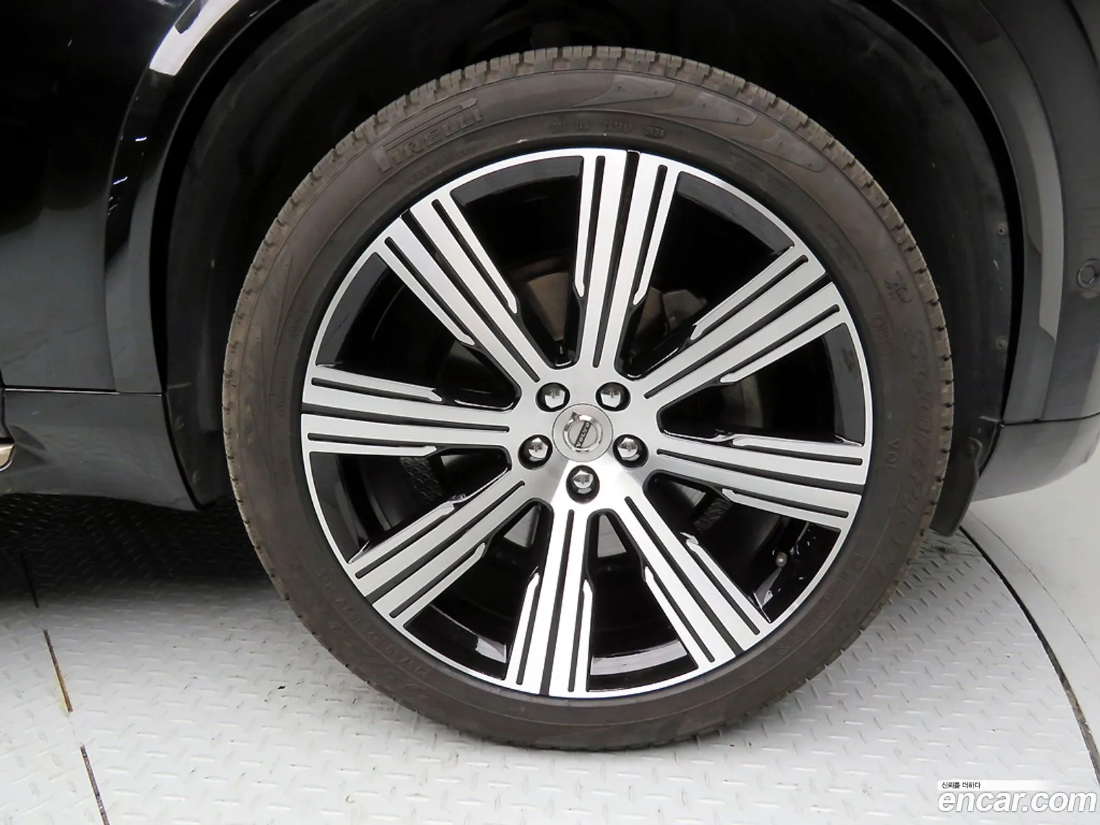 Volvo XC90 2021 — 4