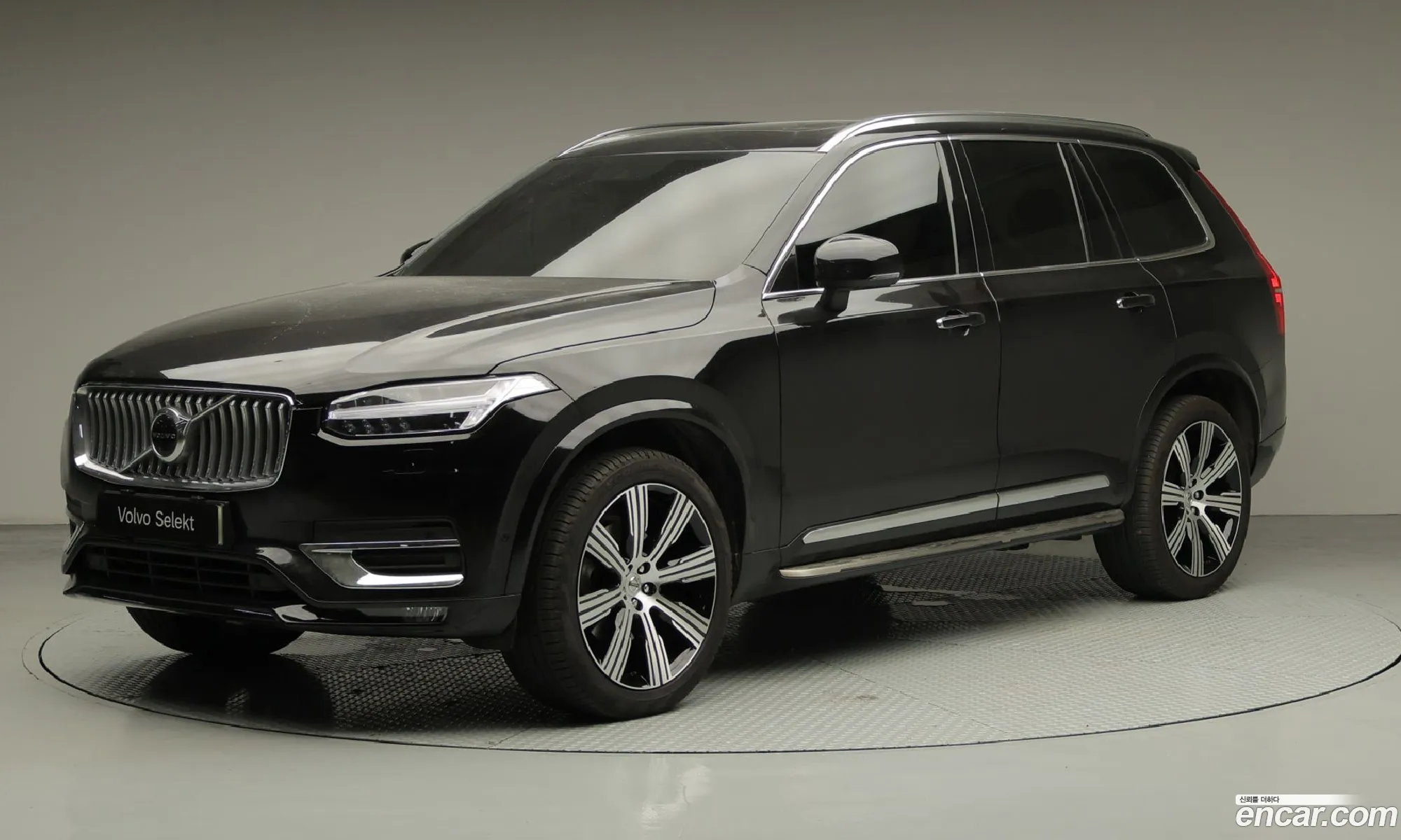 Volvo XC90 2021 — 18