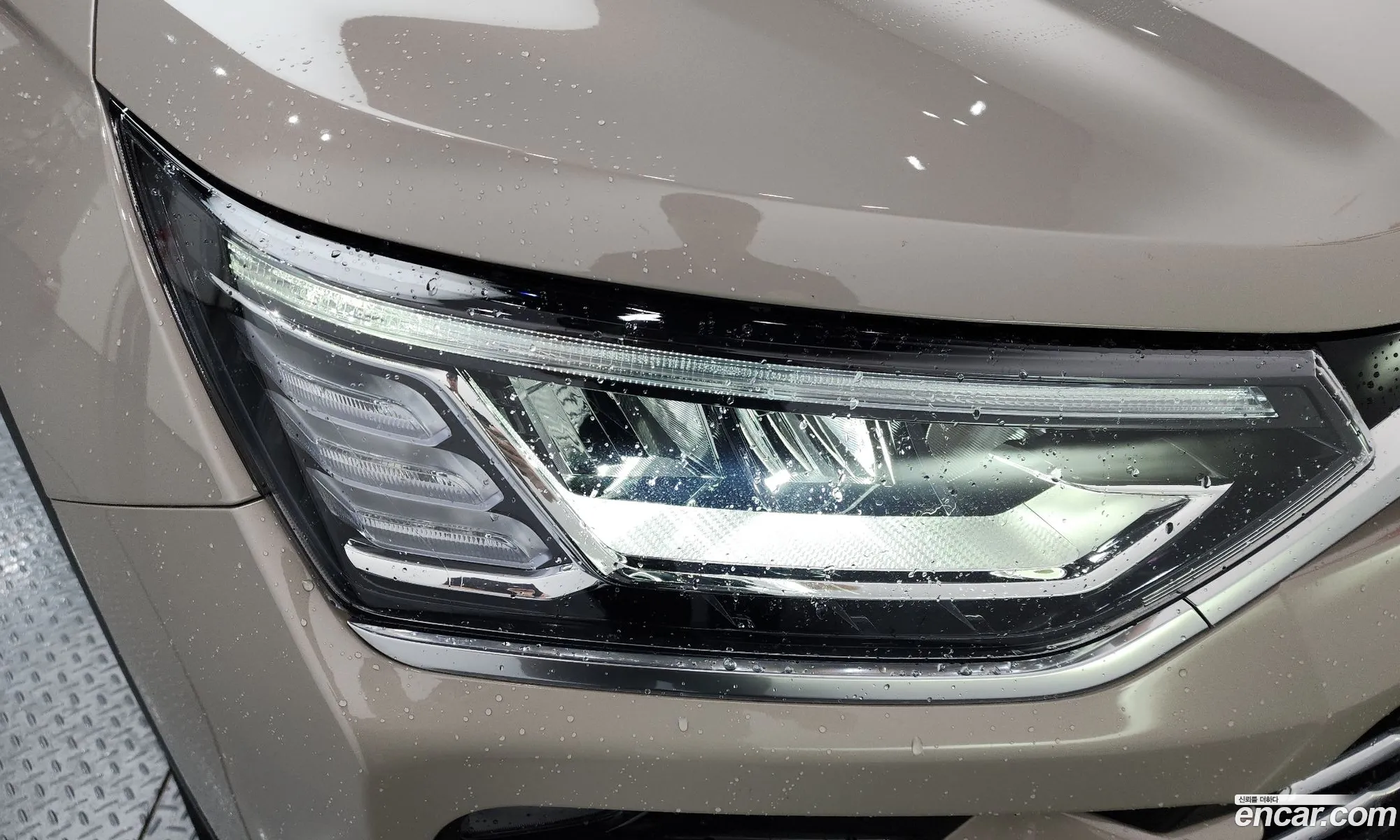 KG Mobility (SsangYong) Beautiful Korando 2024 — 9