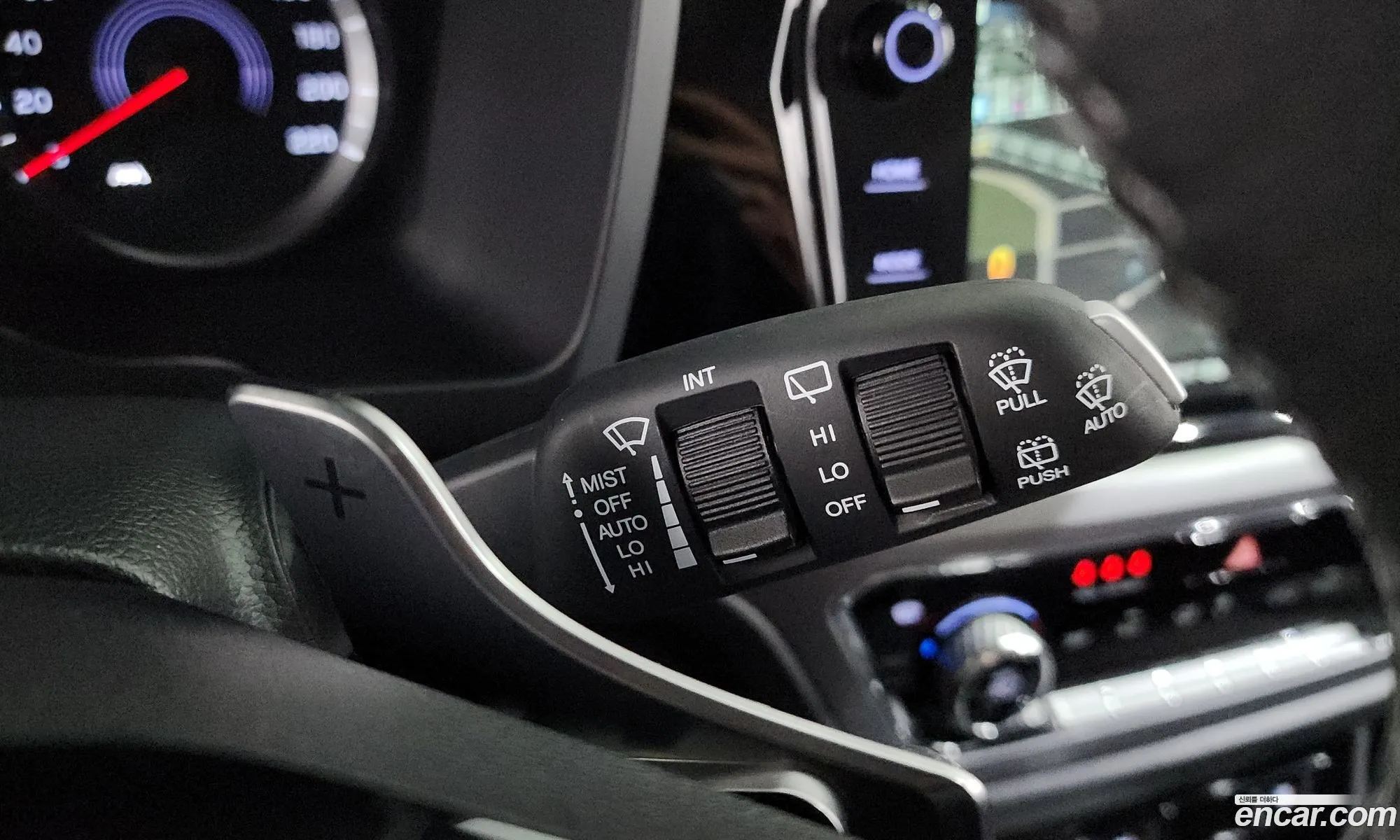 KG Mobility (SsangYong) Beautiful Korando 2024 — 26