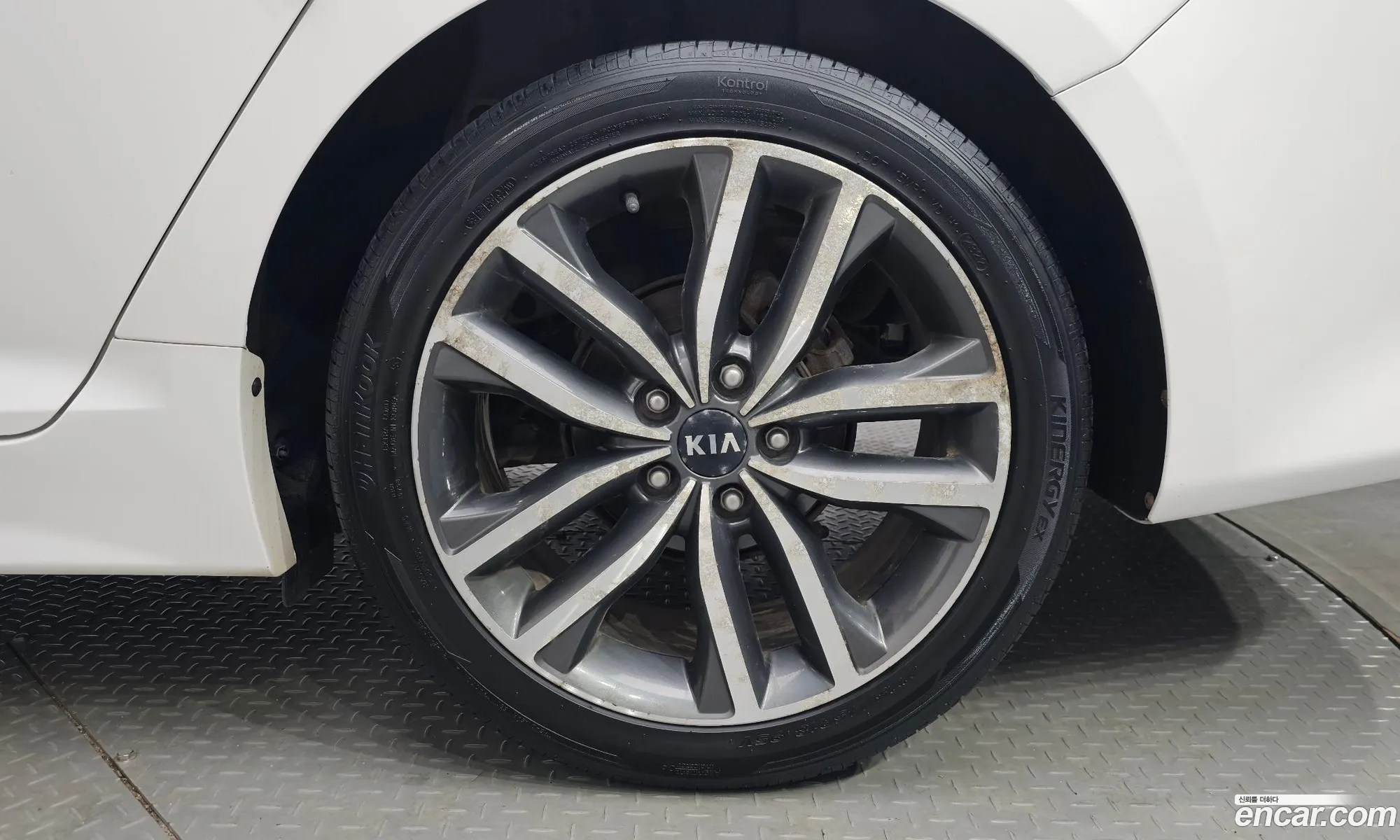 Kia K5 2013 — 14