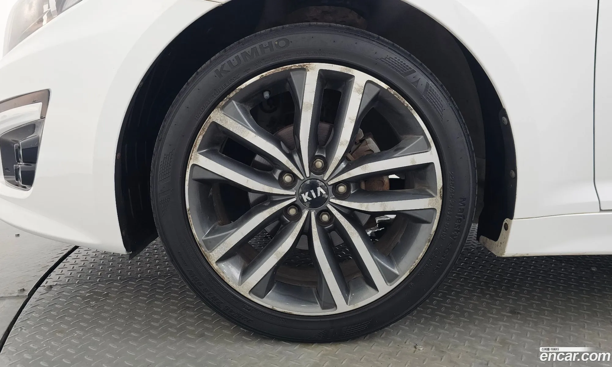 Kia K5 2013 — 28