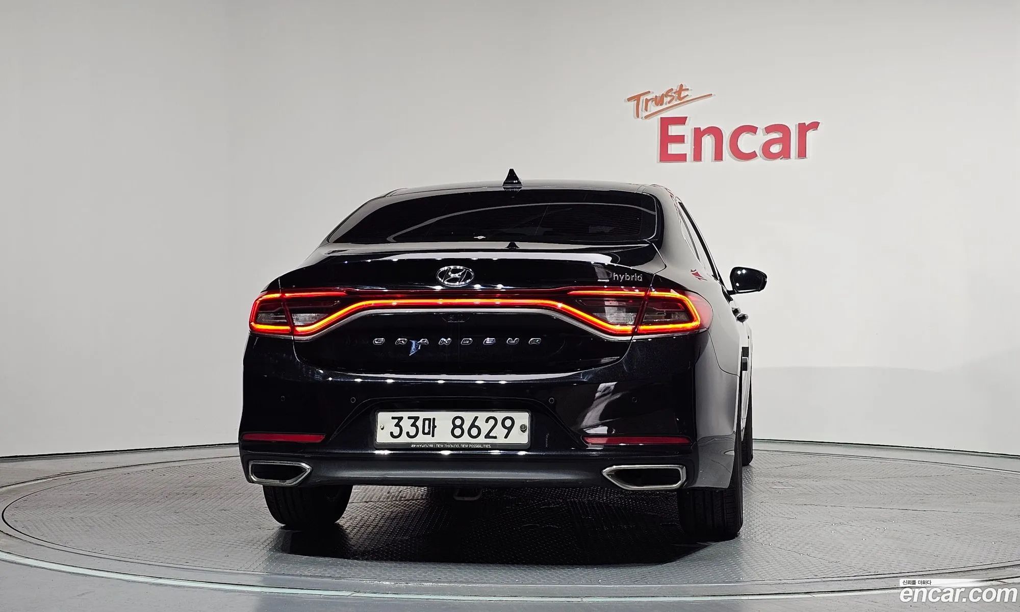 Hyundai Grandeur IG Hybrid 2017 — 16