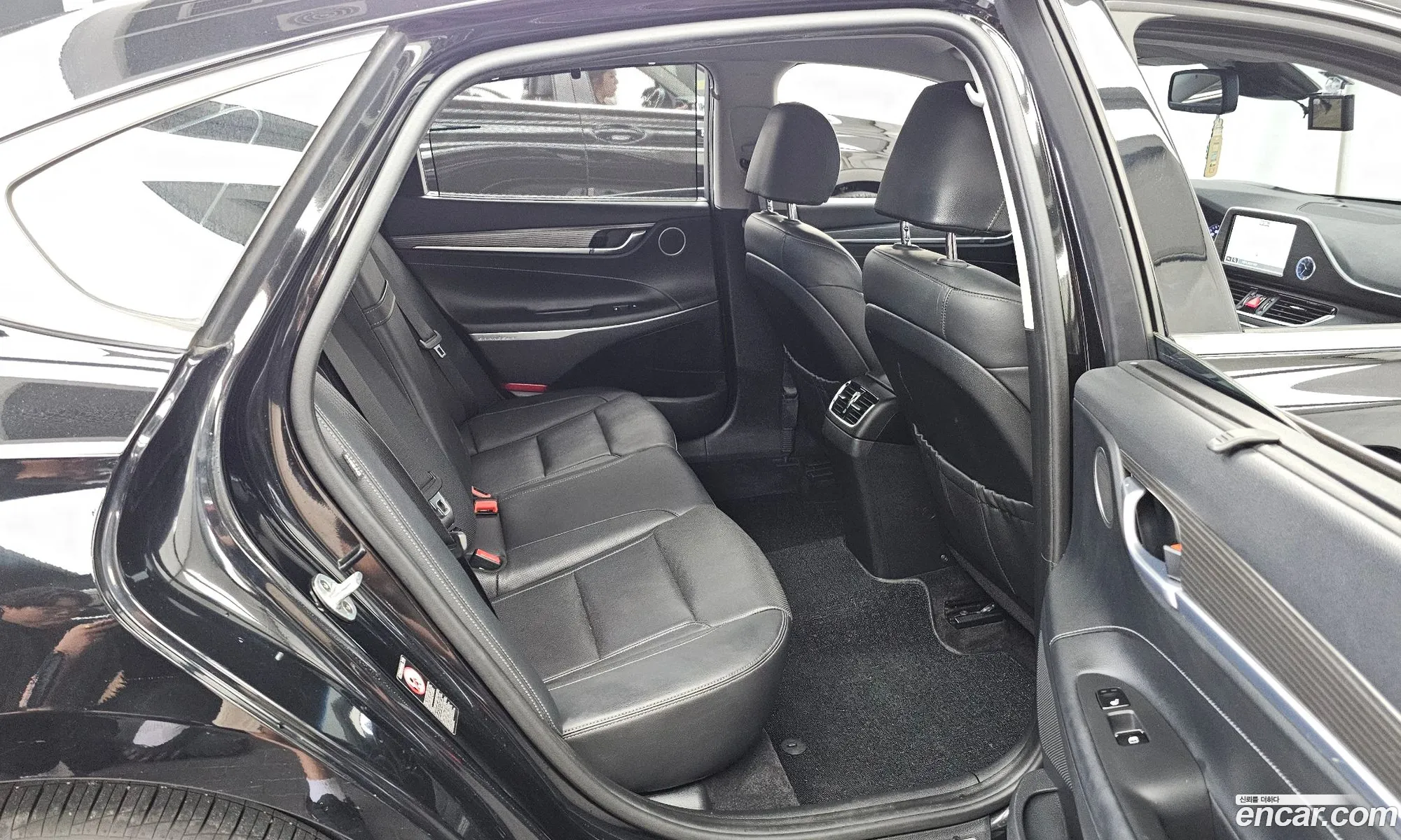 Hyundai Grandeur IG Hybrid 2017 — 17