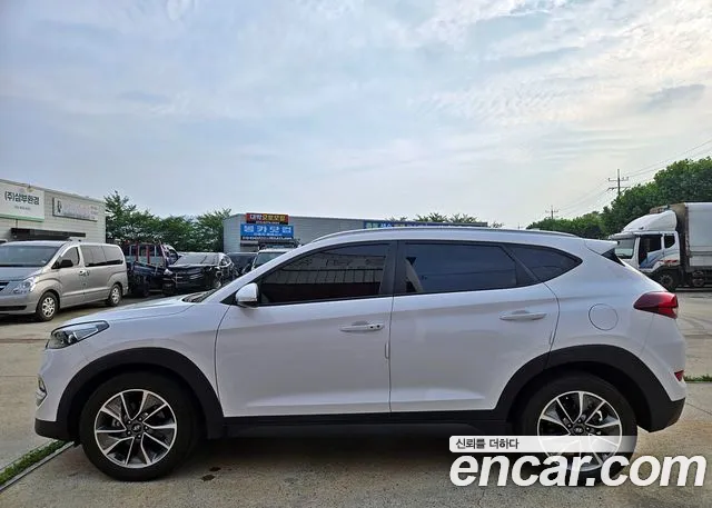Hyundai Tucson 2017 — 2