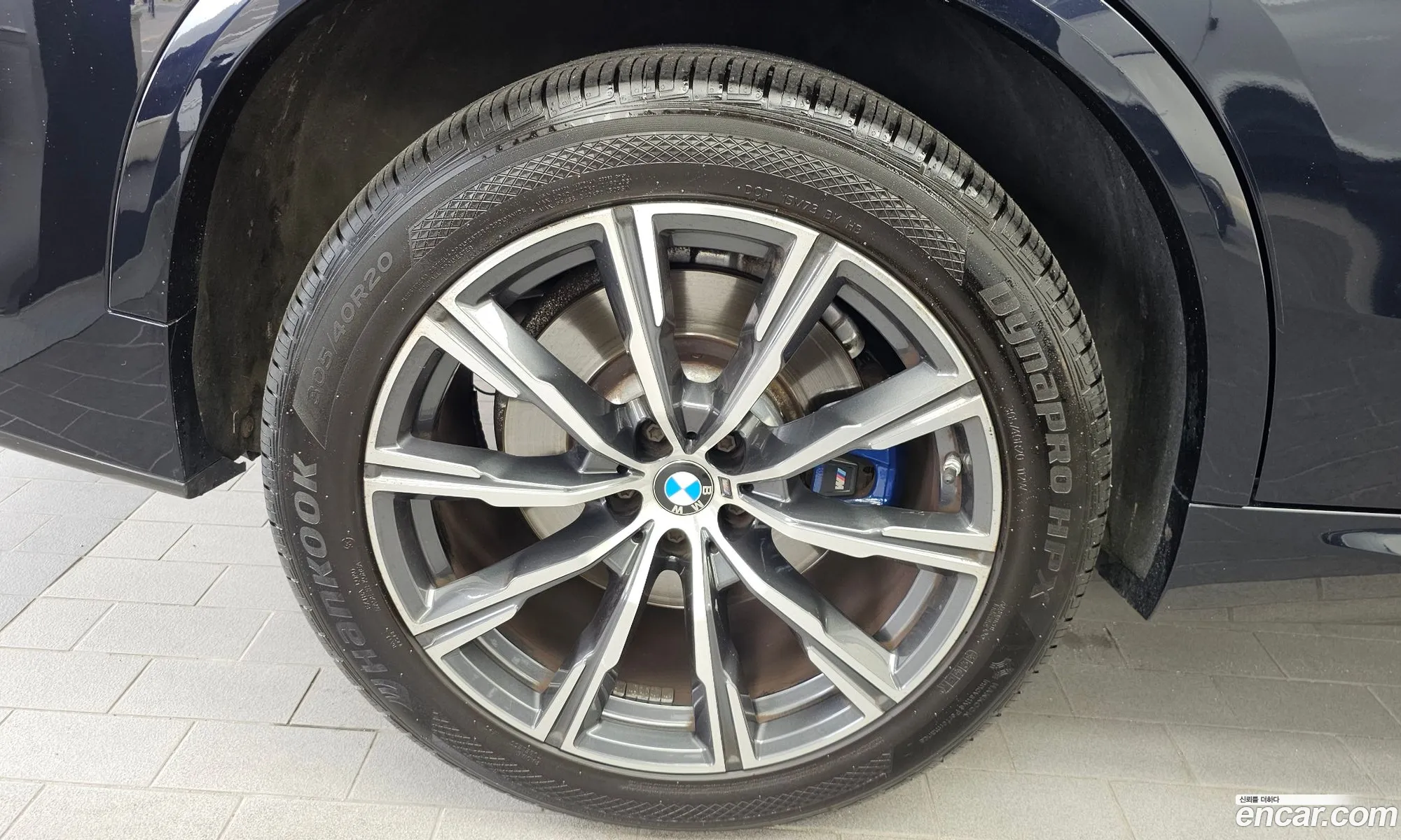 BMW X5 2021 — 18