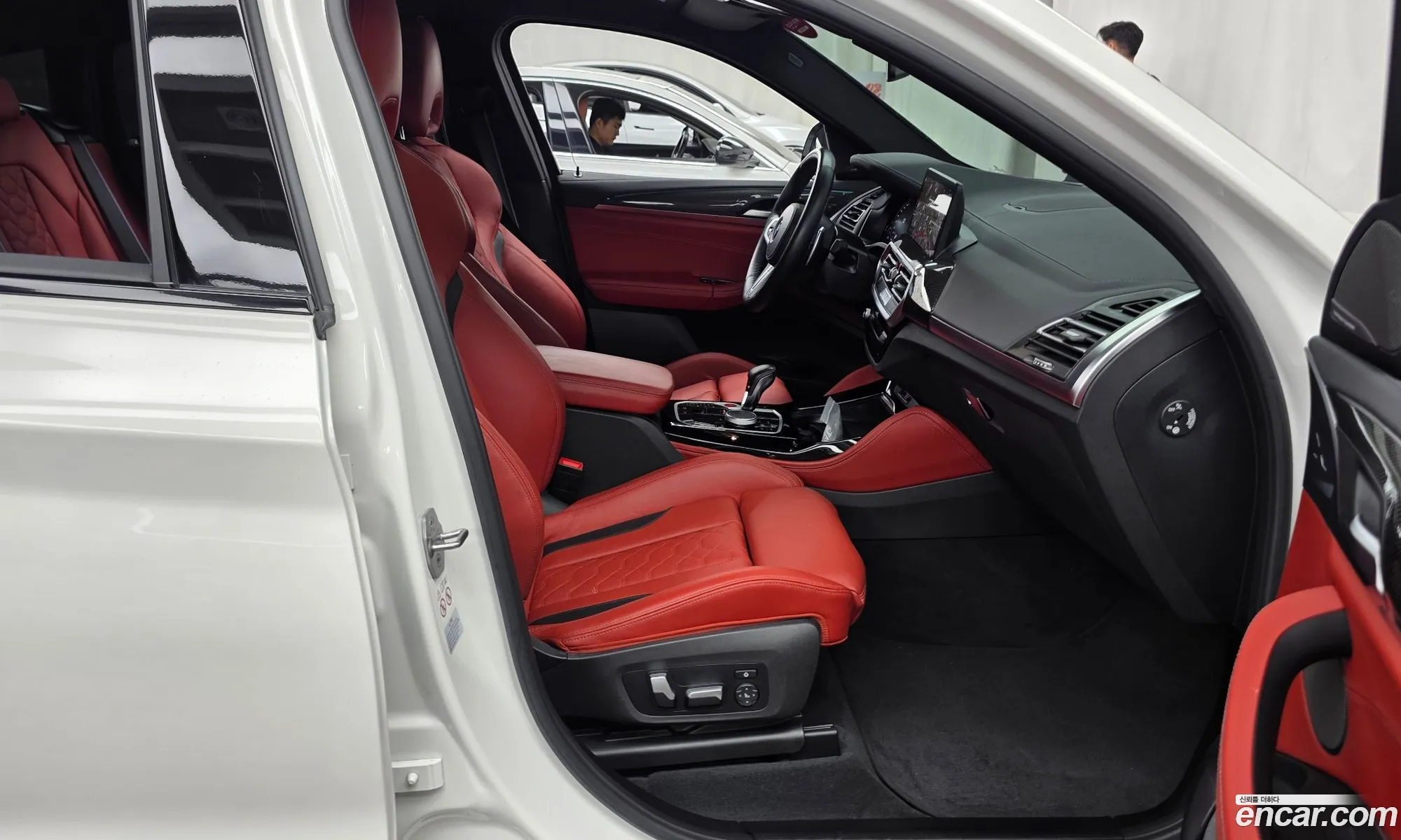 BMW X4 M 2023 — 26