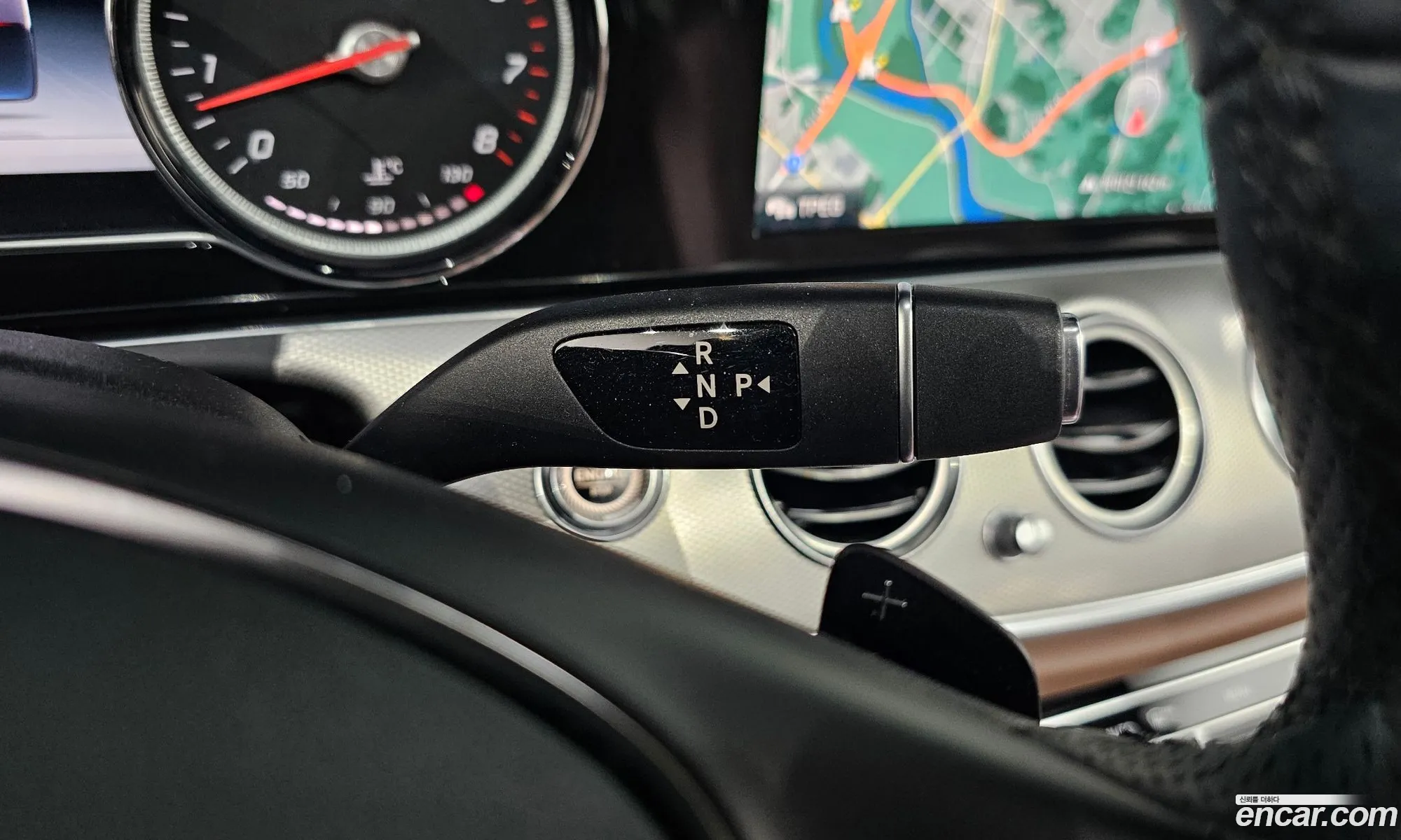 Mercedes-Benz E-Class W213 2018 — 13