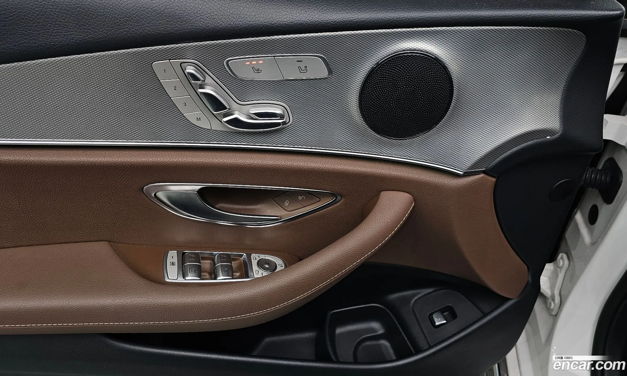 Mercedes-Benz E-Class W213 2018 — 28