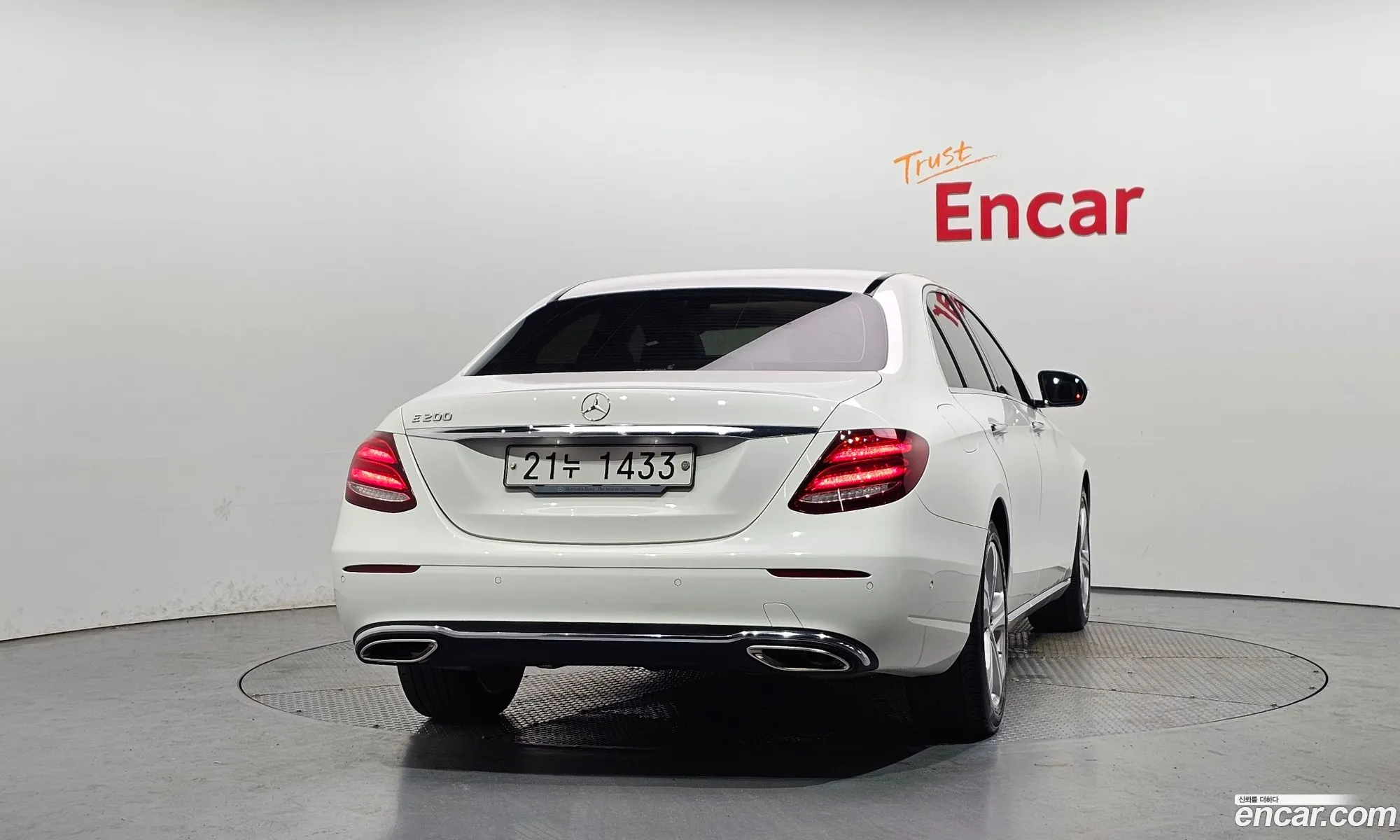 Mercedes-Benz E-Class W213 2018 — 19