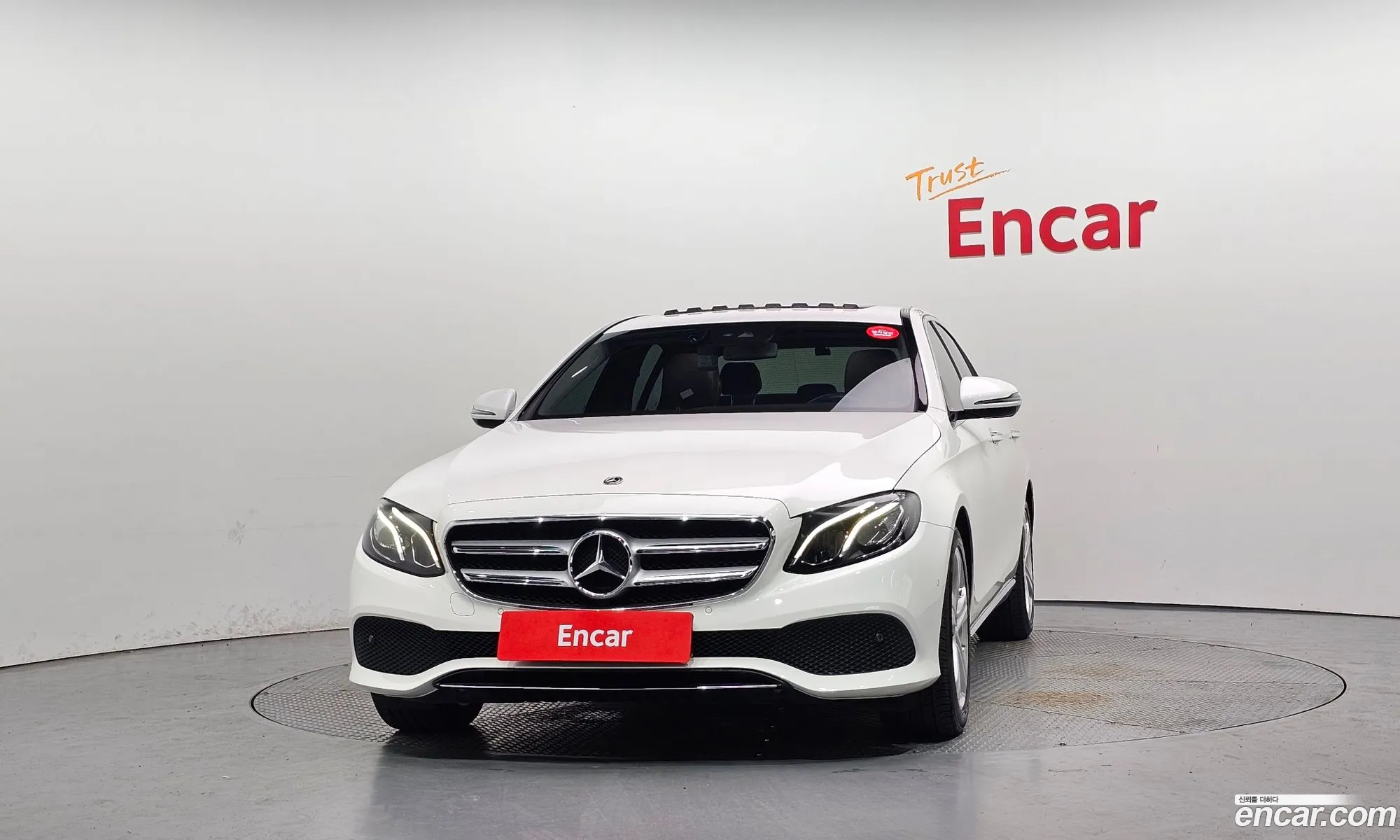 Mercedes-Benz E-Class W213 2018 — 27