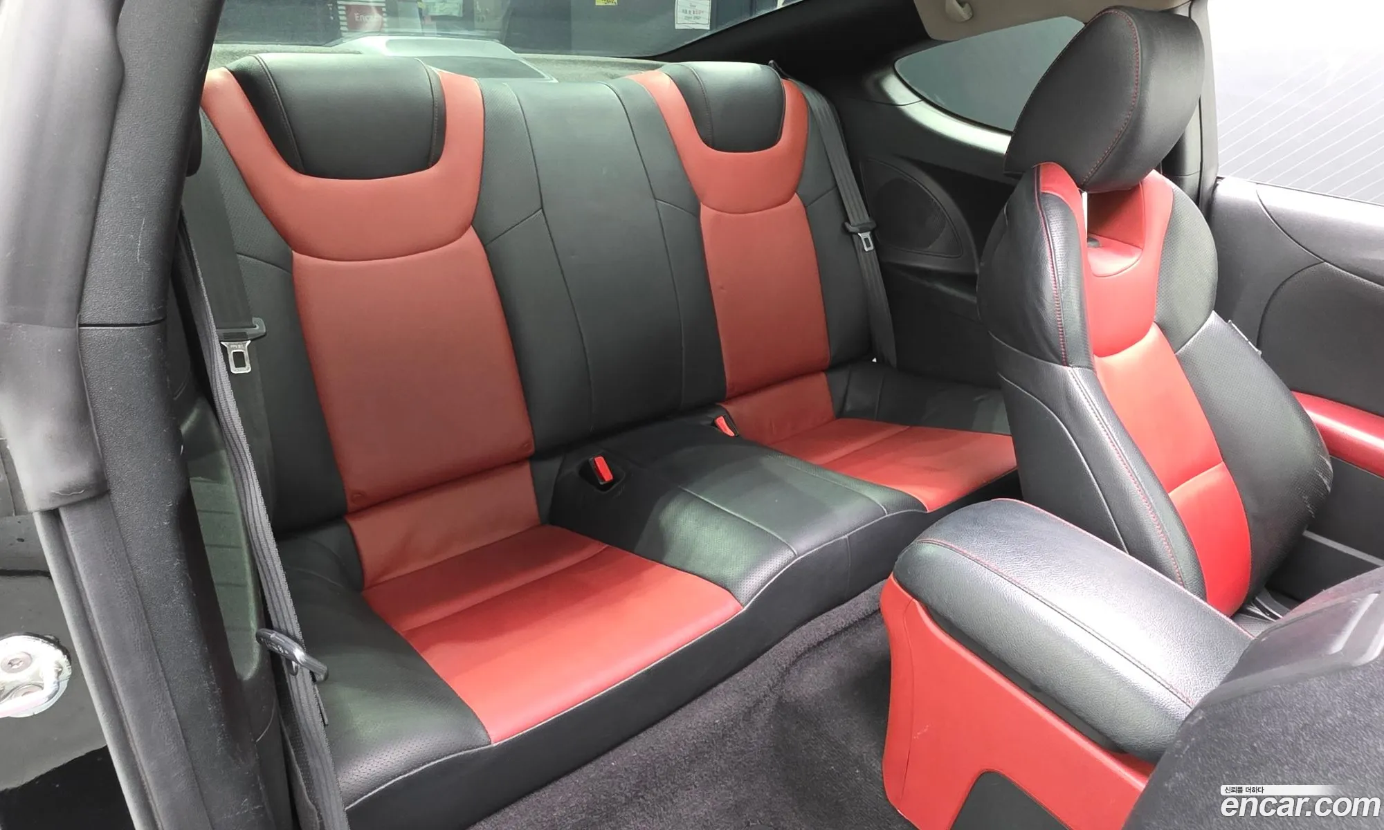Hyundai Genesis Coupe 2011 — 2