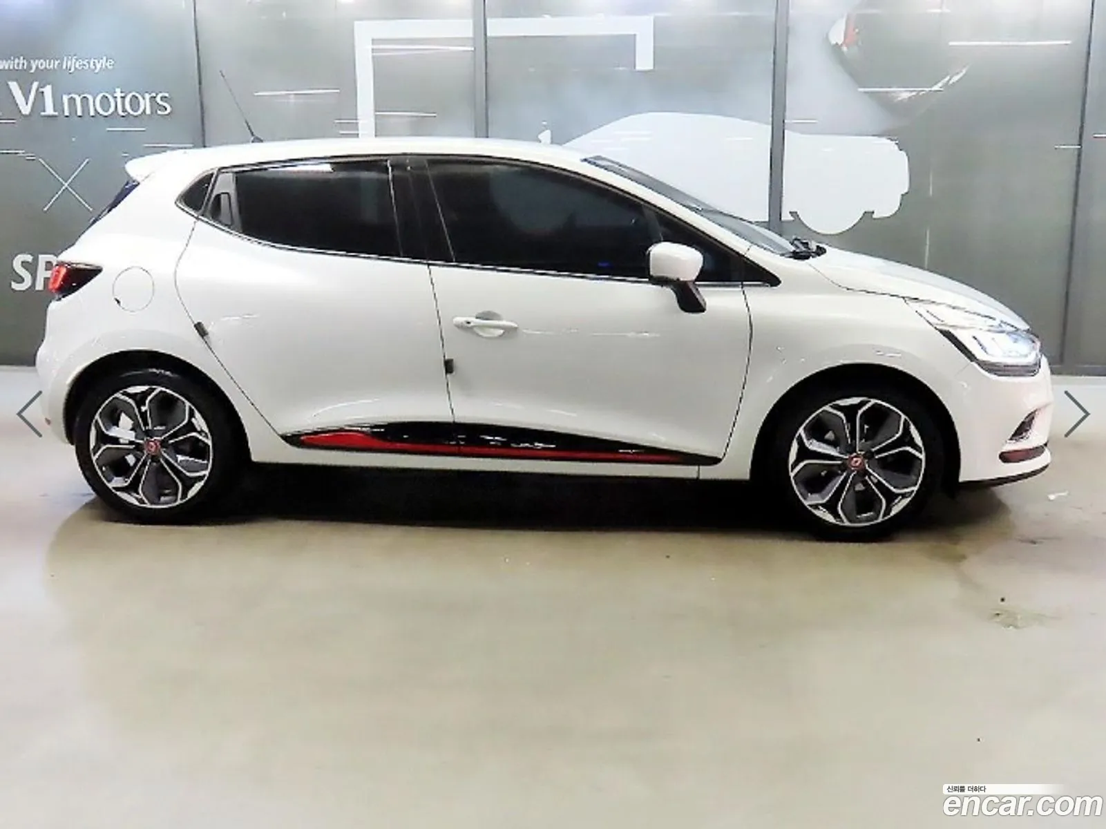 Renault Korea (Samsung) Clio 2019 — 6