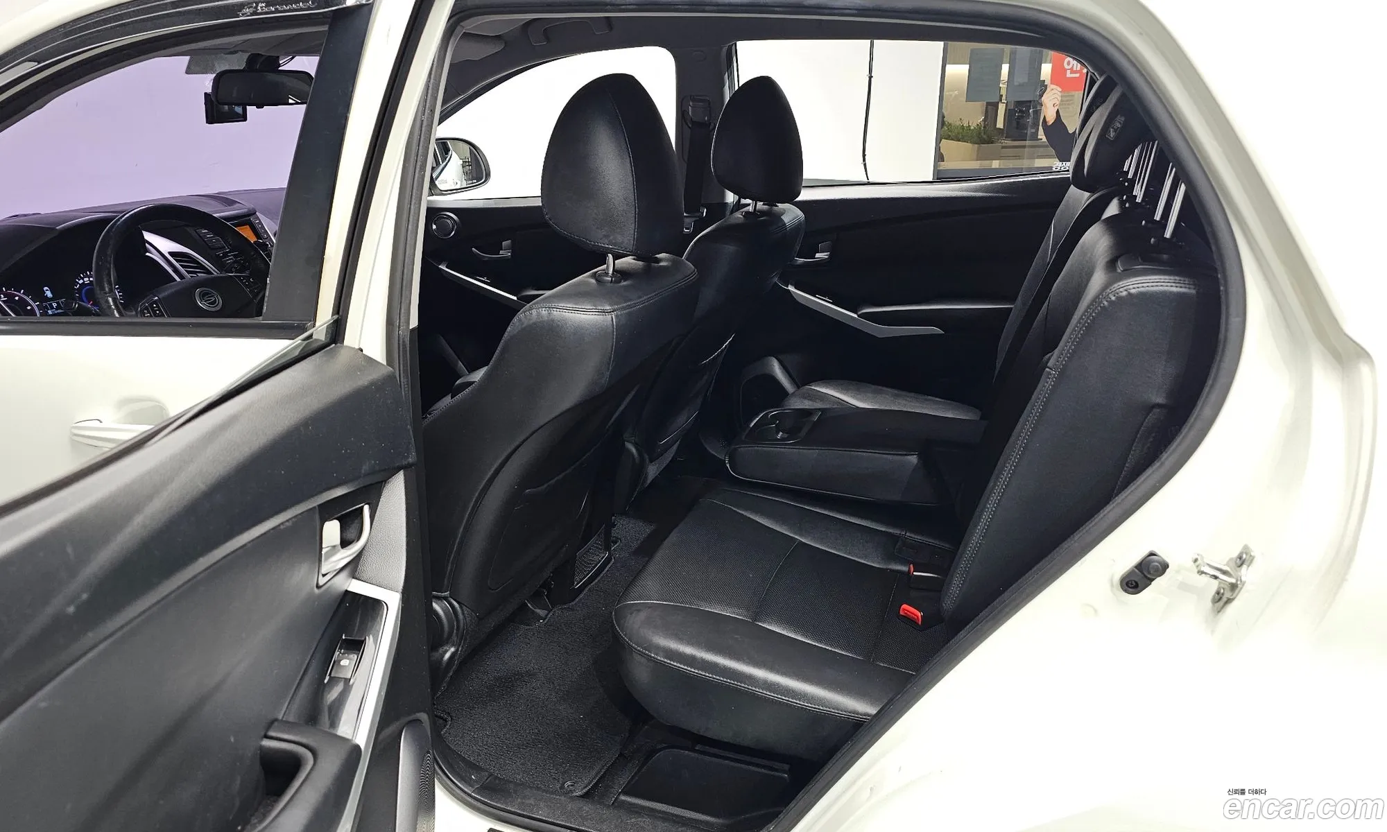 KG Mobility (SsangYong) Korando C 2015 — 3